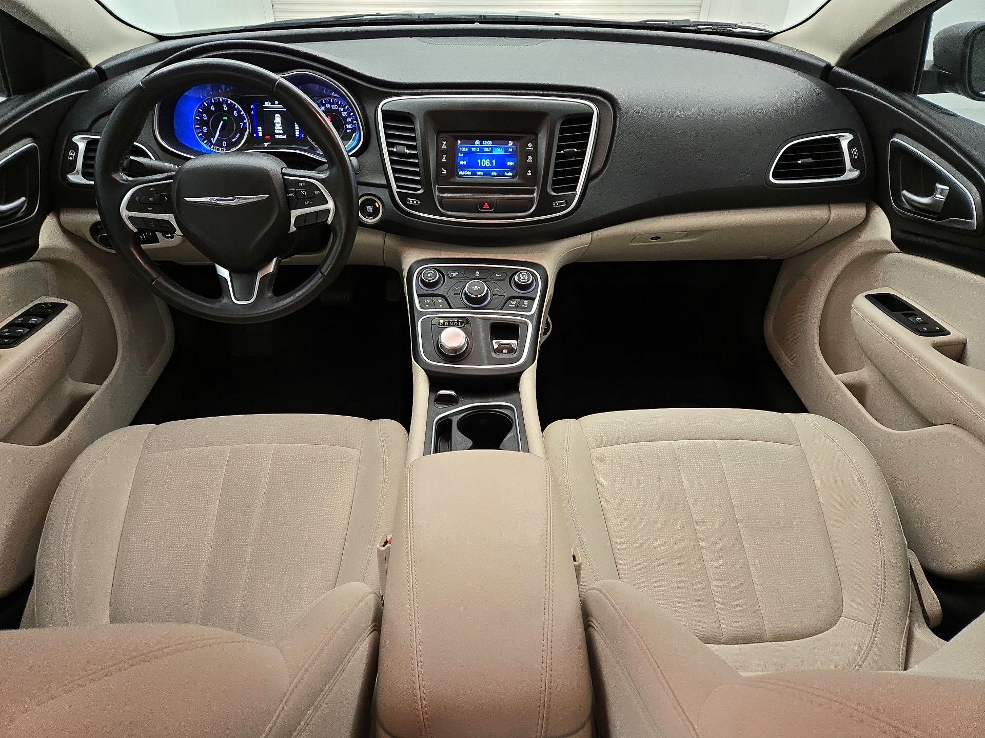 Thumbnail: 2016 Chrysler 200 - 9
