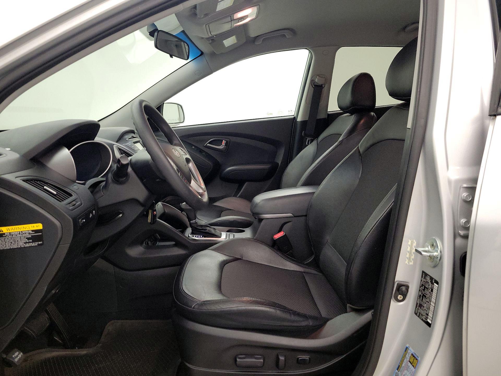 Thumbnail: 2015 Hyundai Tucson - 11