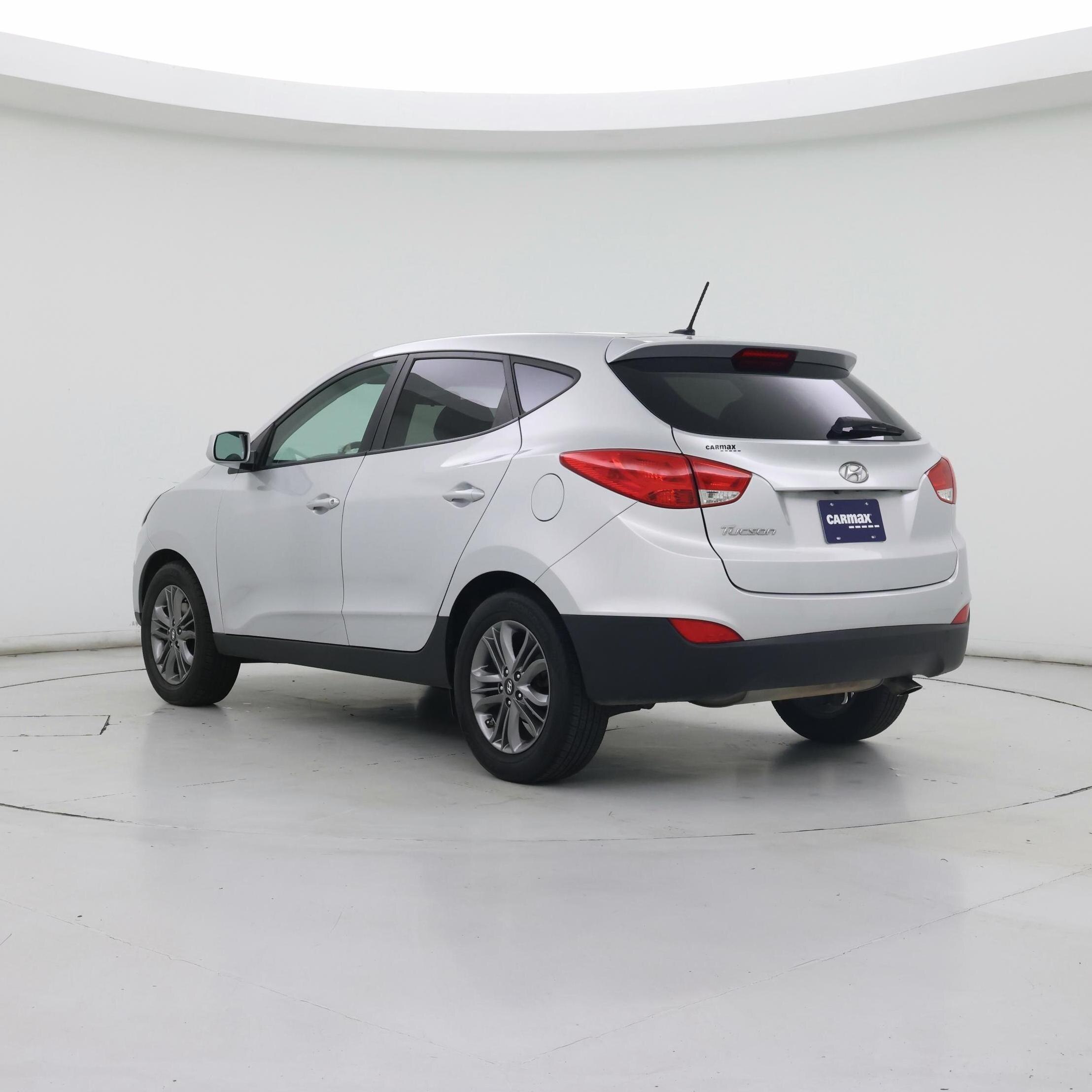 Thumbnail: 2015 Hyundai Tucson - 2