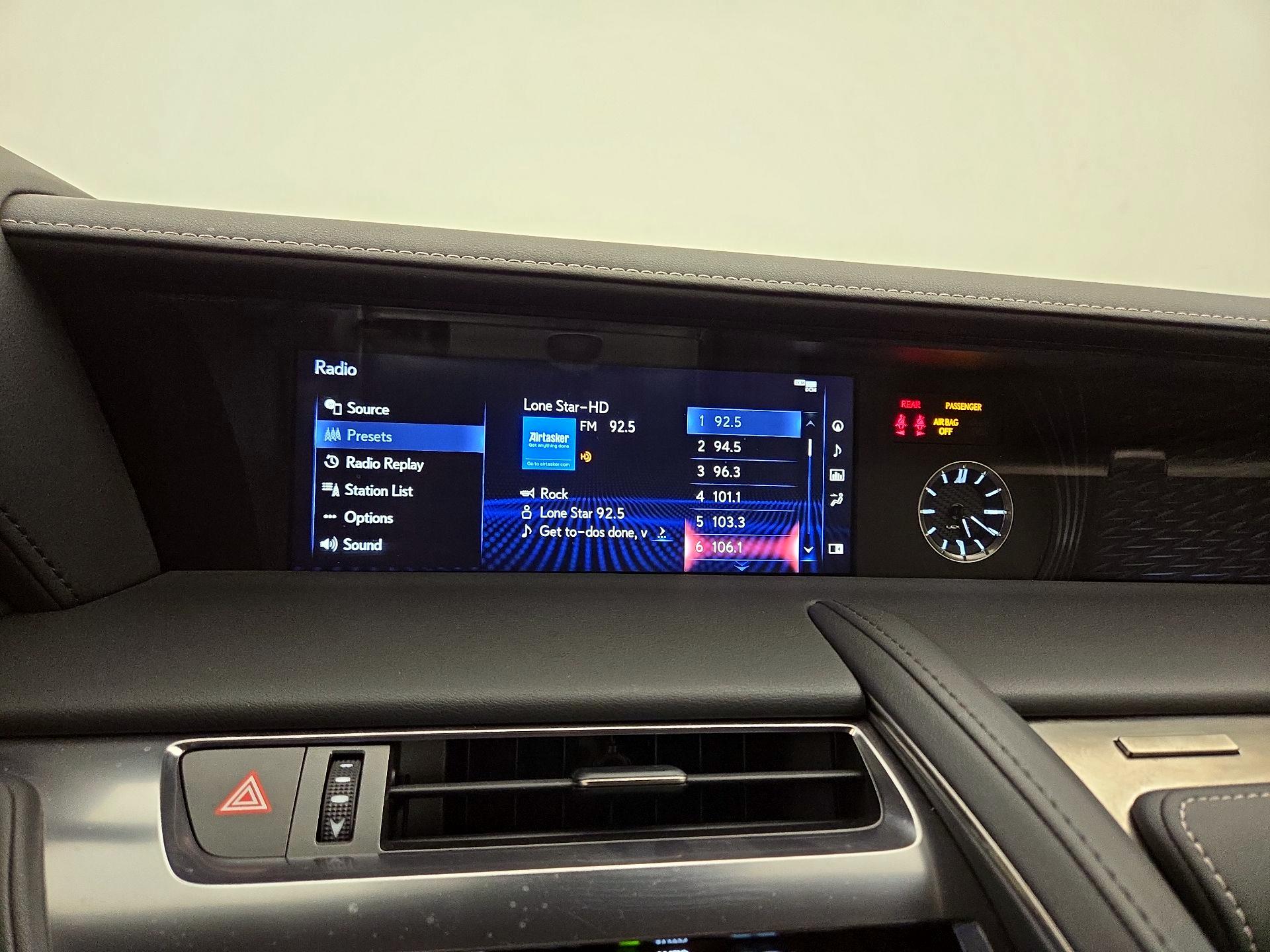 Thumbnail: 2021 Lexus LC - 16