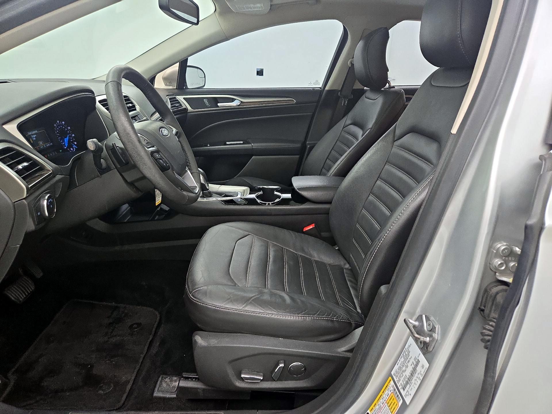 Thumbnail: 2014 Ford Fusion - 11