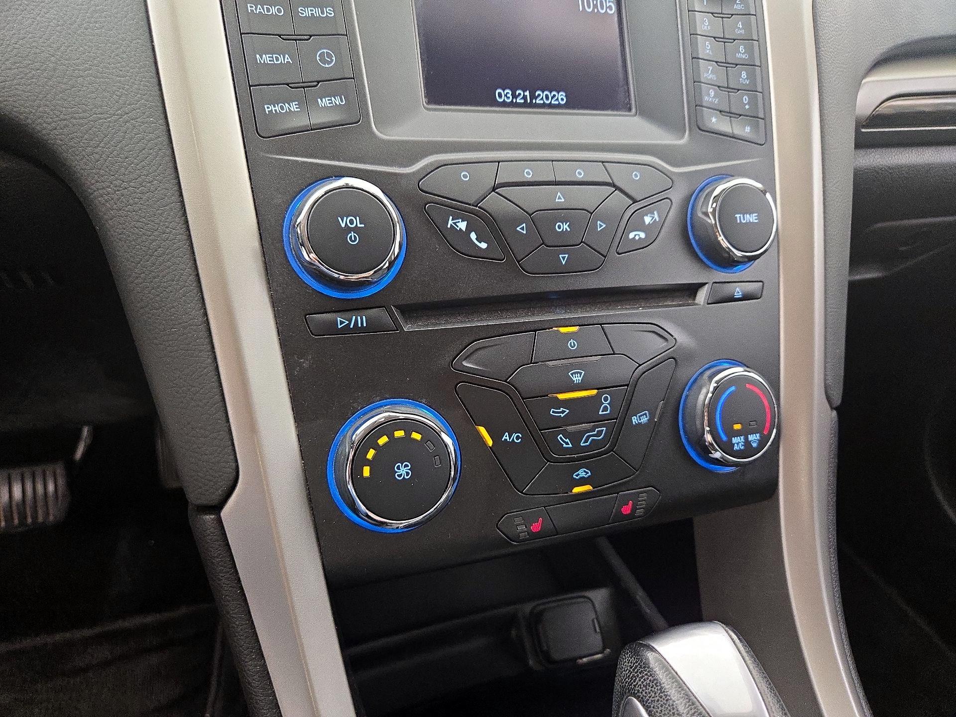 Thumbnail: 2014 Ford Fusion - 15