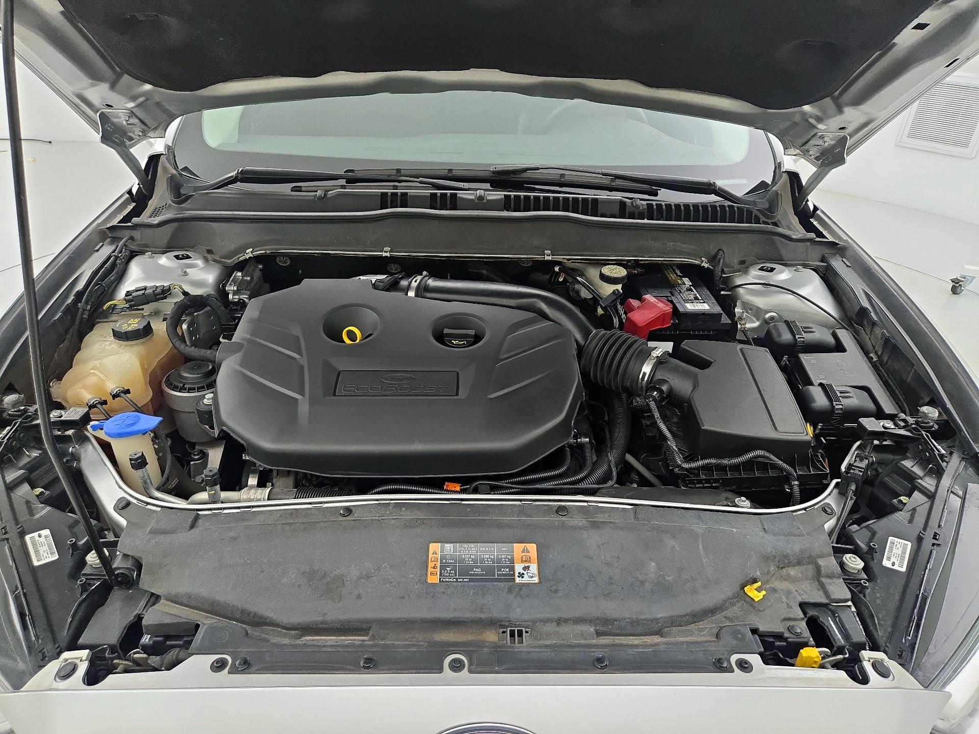 Thumbnail: 2014 Ford Fusion - 20