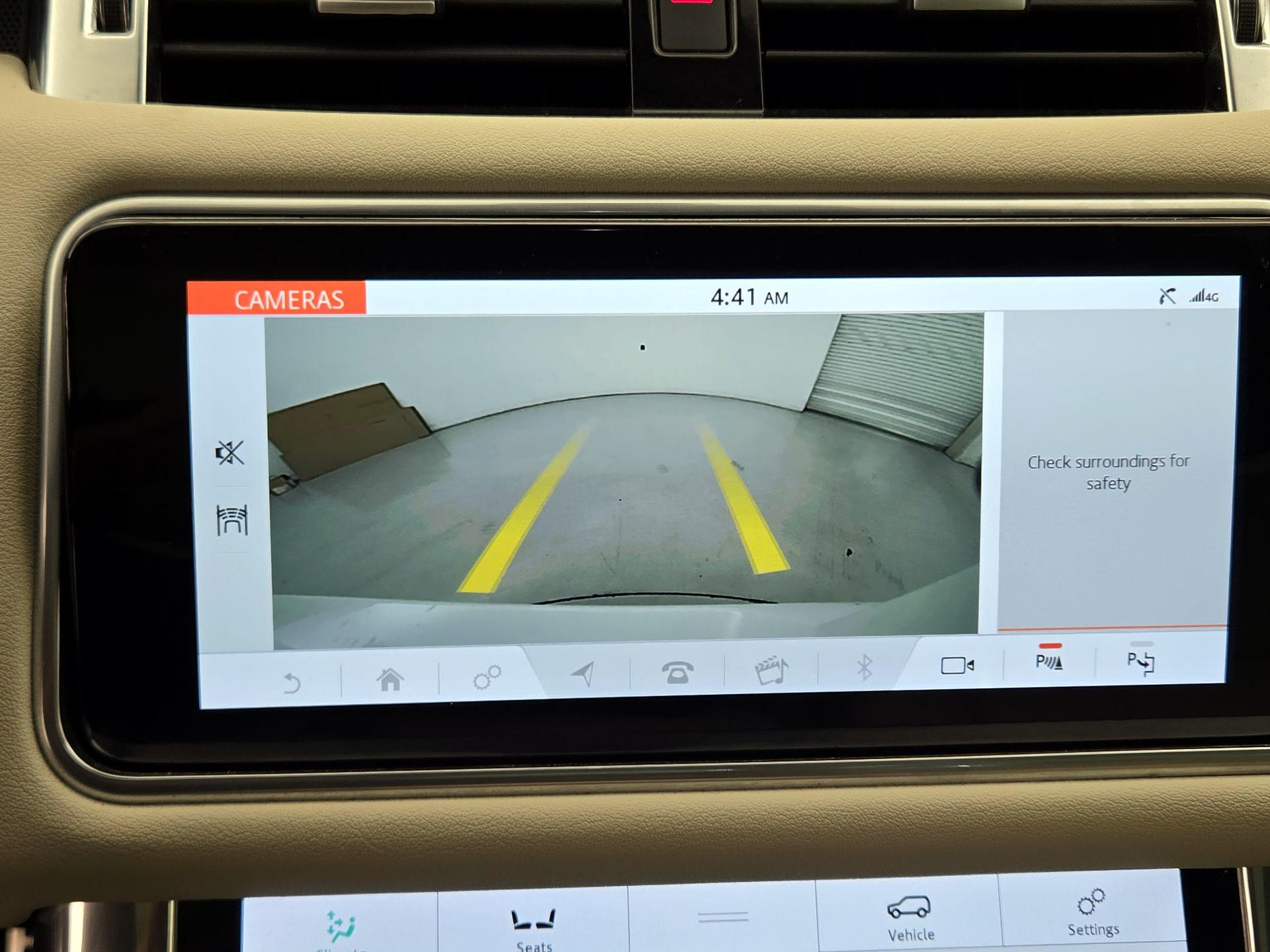 Thumbnail: 2022 Land Rover Range Rover Sport - 15