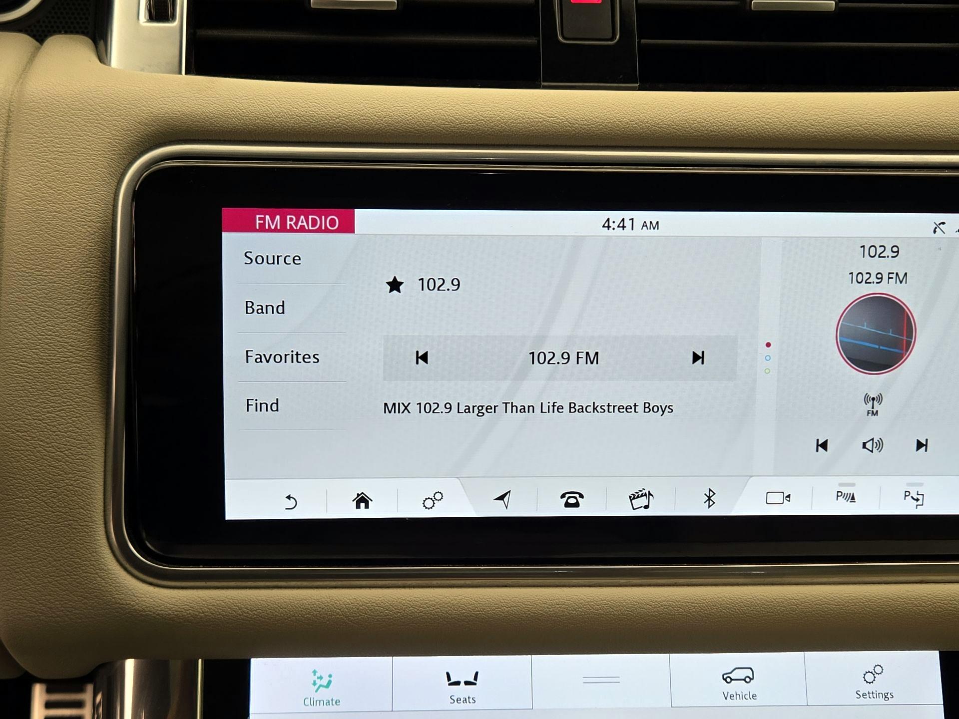 Thumbnail: 2022 Land Rover Range Rover Sport - 16