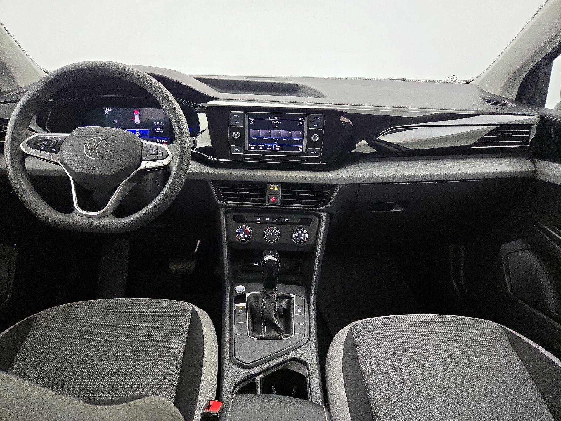 Thumbnail: 2022 Volkswagen Taos - 9