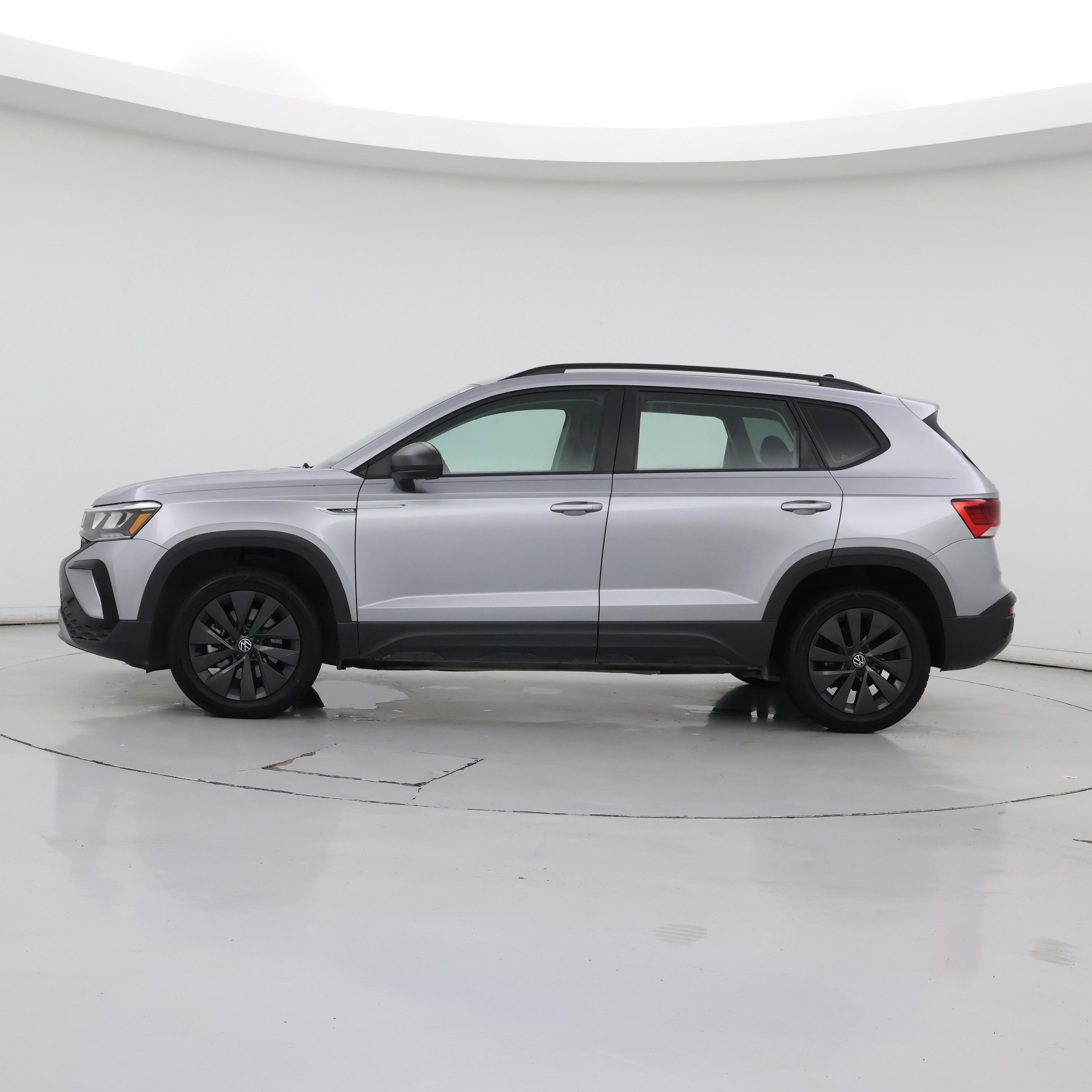 Thumbnail: 2022 Volkswagen Taos - 3