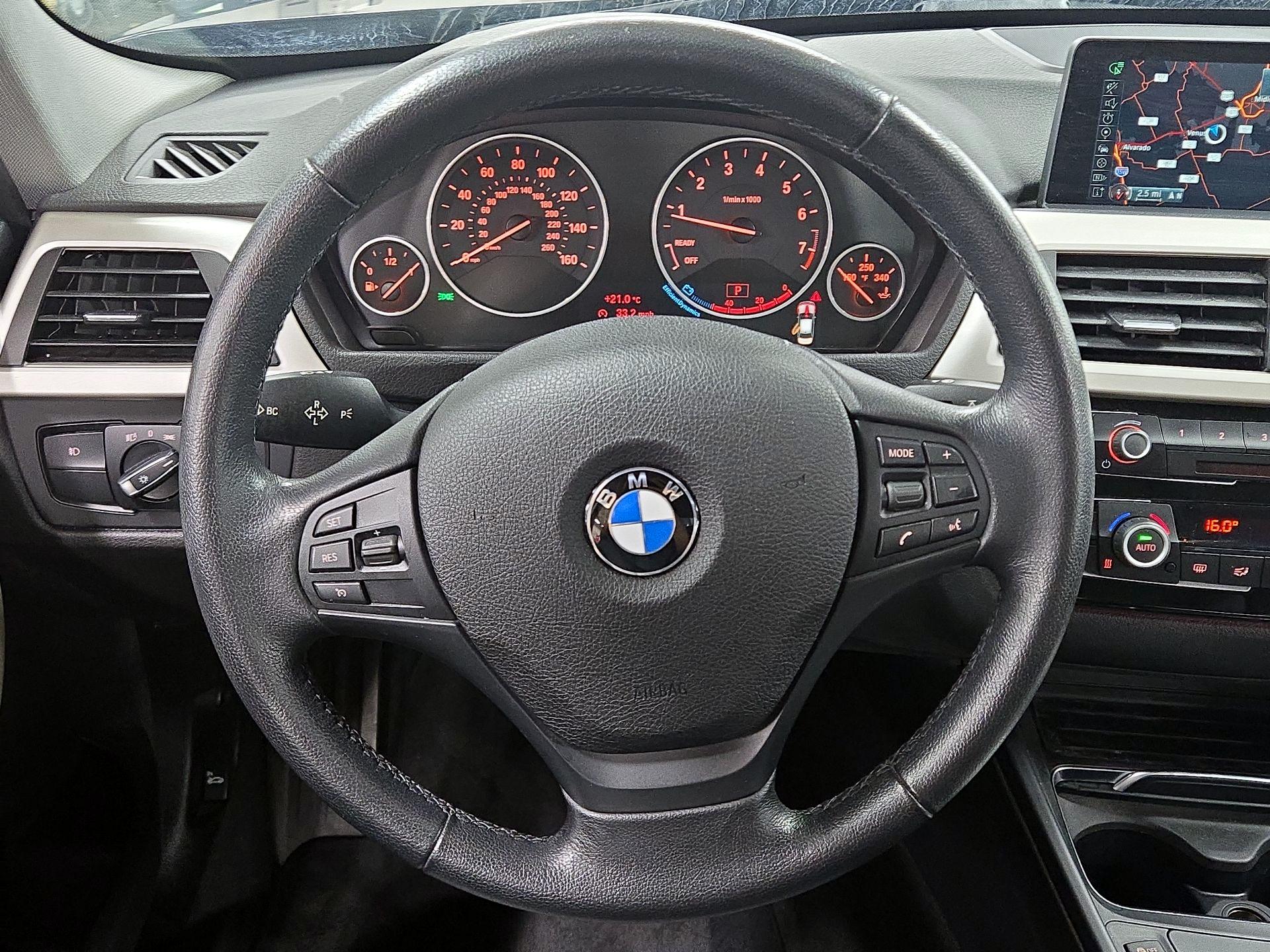 Thumbnail: 2016 BMW 3 Series - 10
