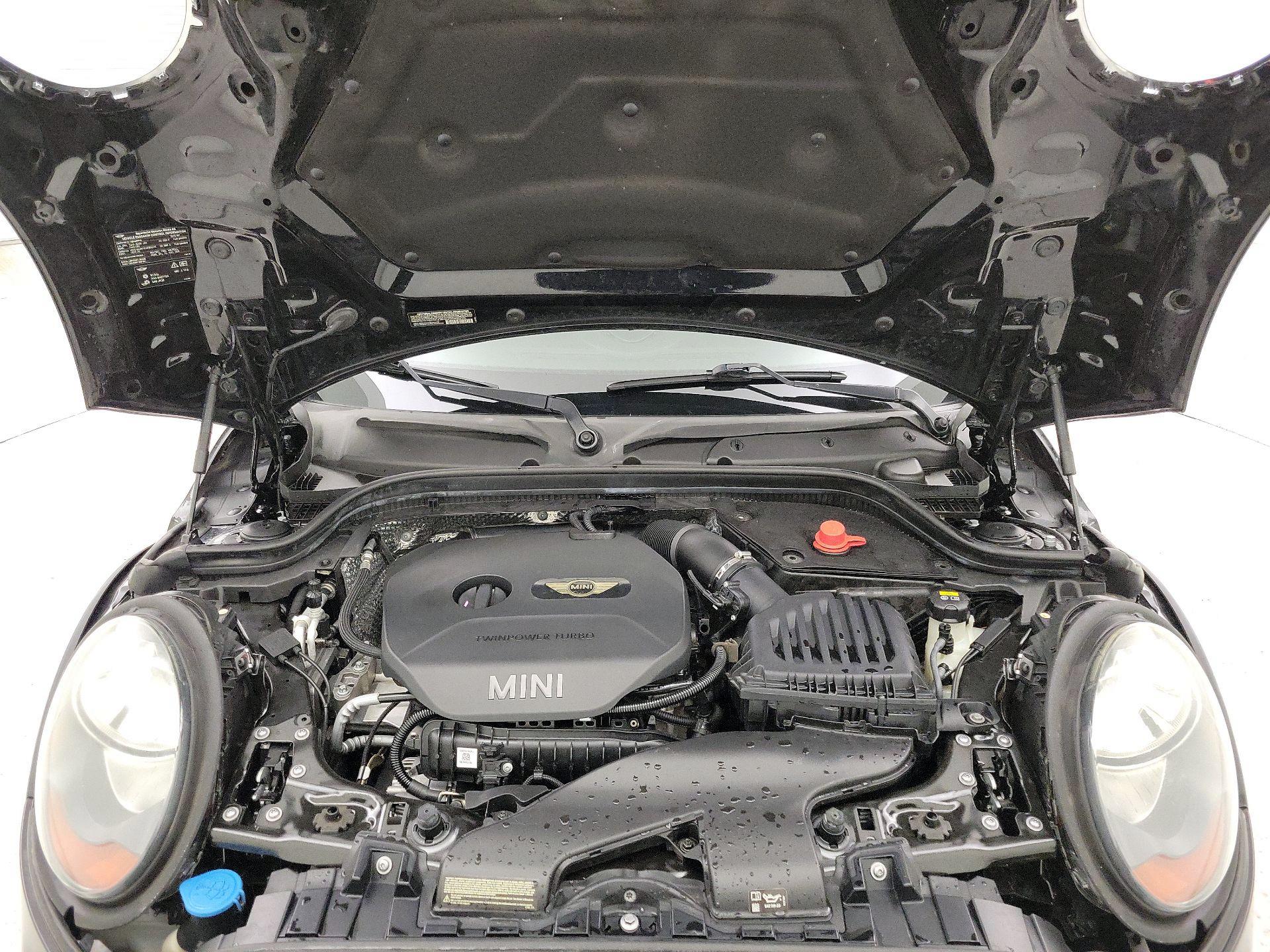 Thumbnail: 2016 MINI Cooper Hardtop - 20