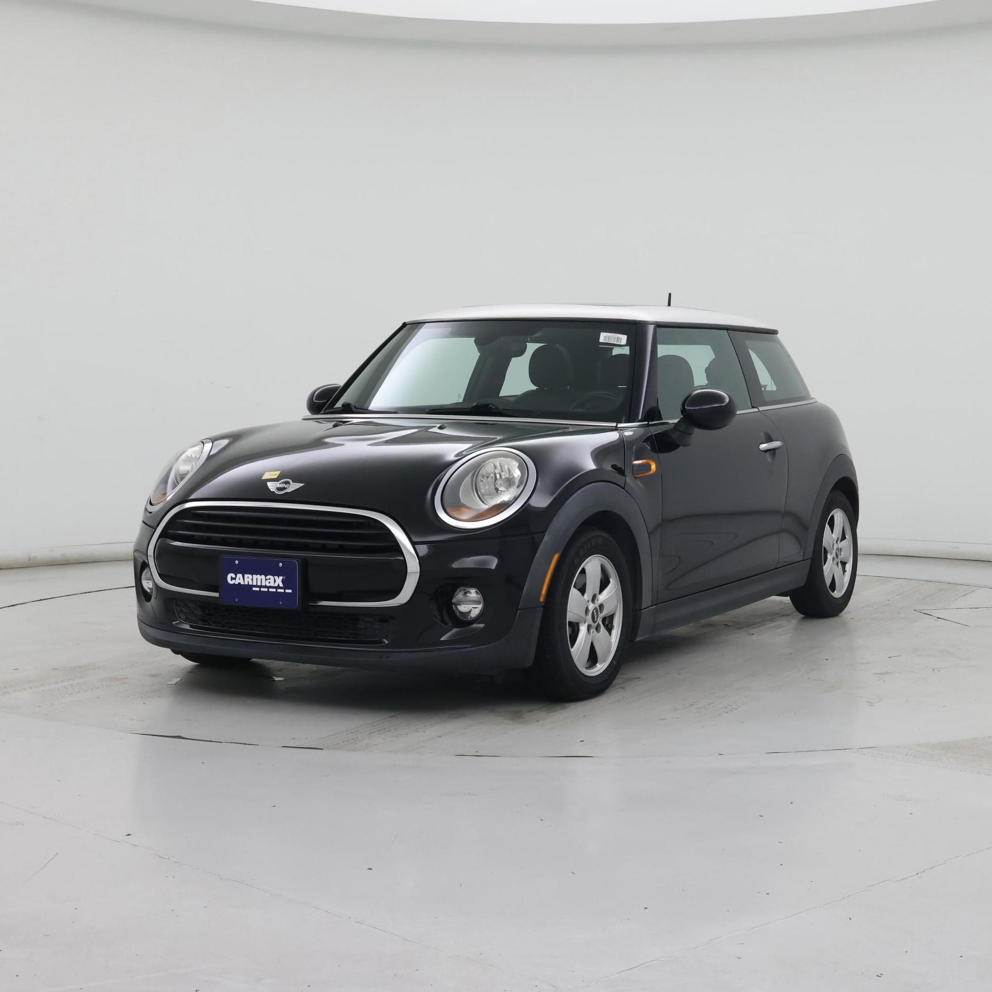 Thumbnail: 2016 MINI Cooper Hardtop - 4