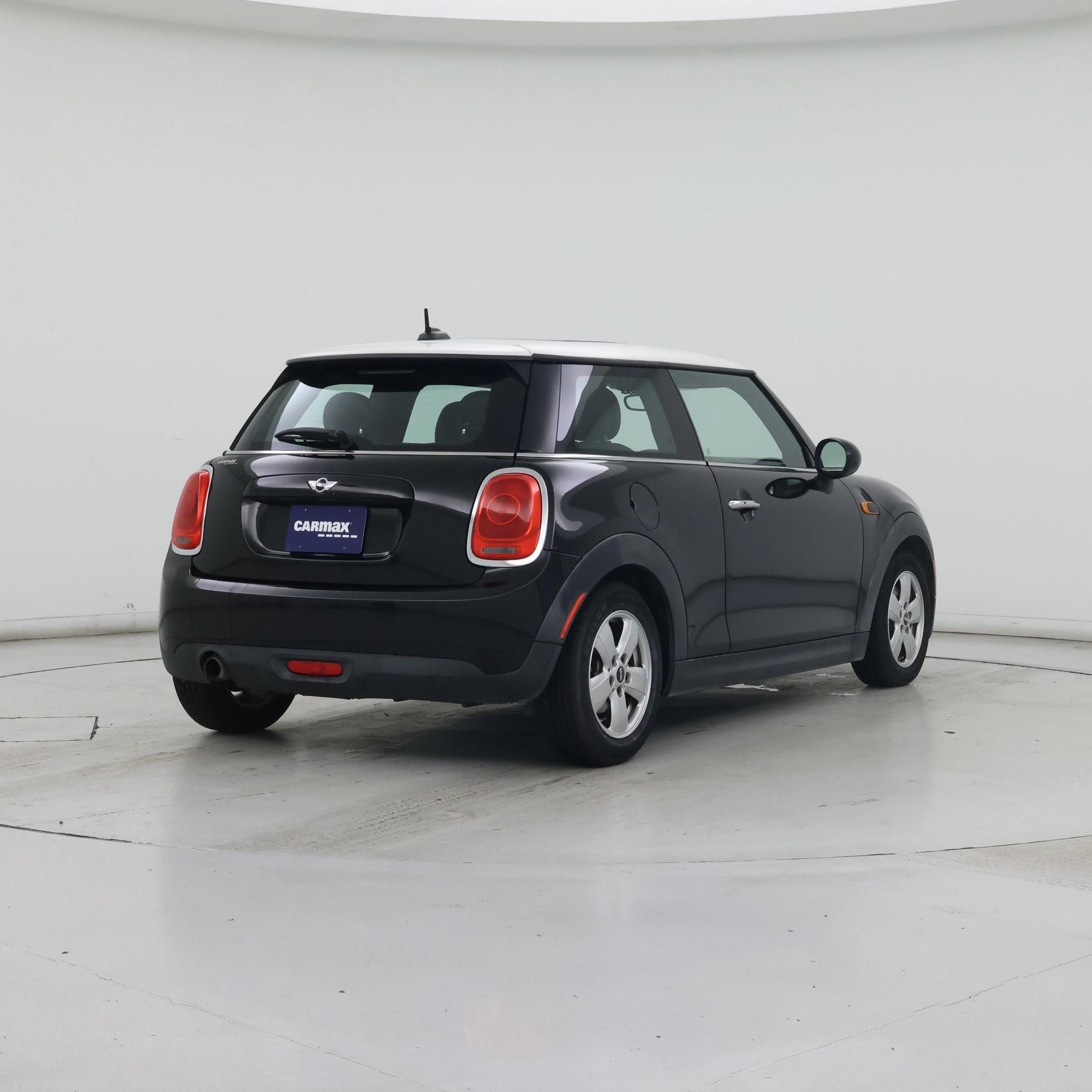 Thumbnail: 2016 MINI Cooper Hardtop - 8