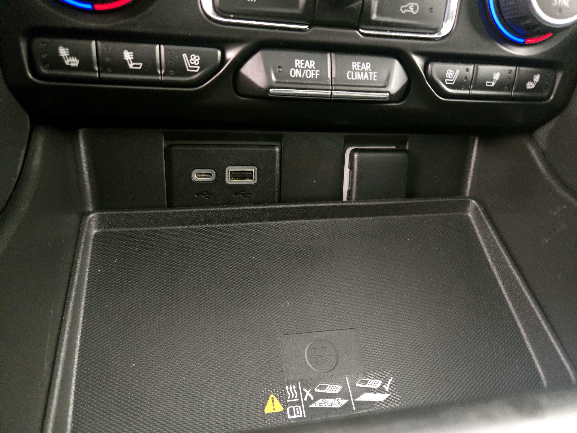 Thumbnail: 2023 Chevrolet Suburban - 19