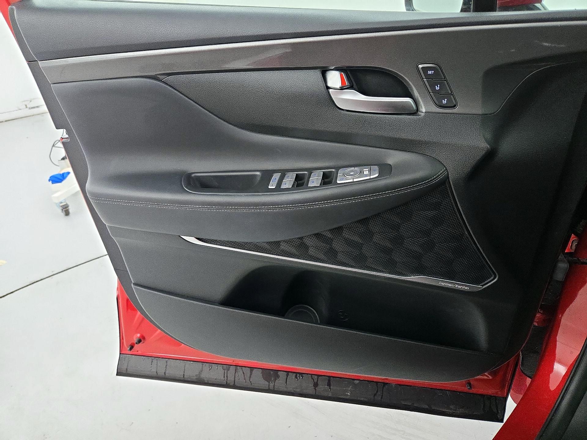 Thumbnail: 2022 Hyundai Santa Fe - 12