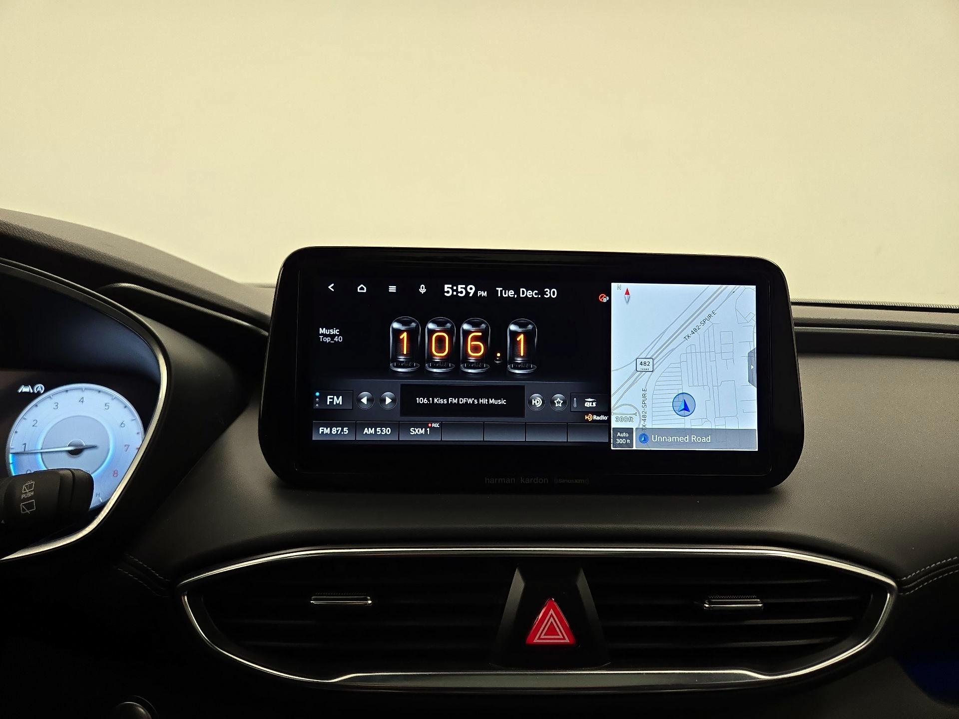 Thumbnail: 2022 Hyundai Santa Fe - 16