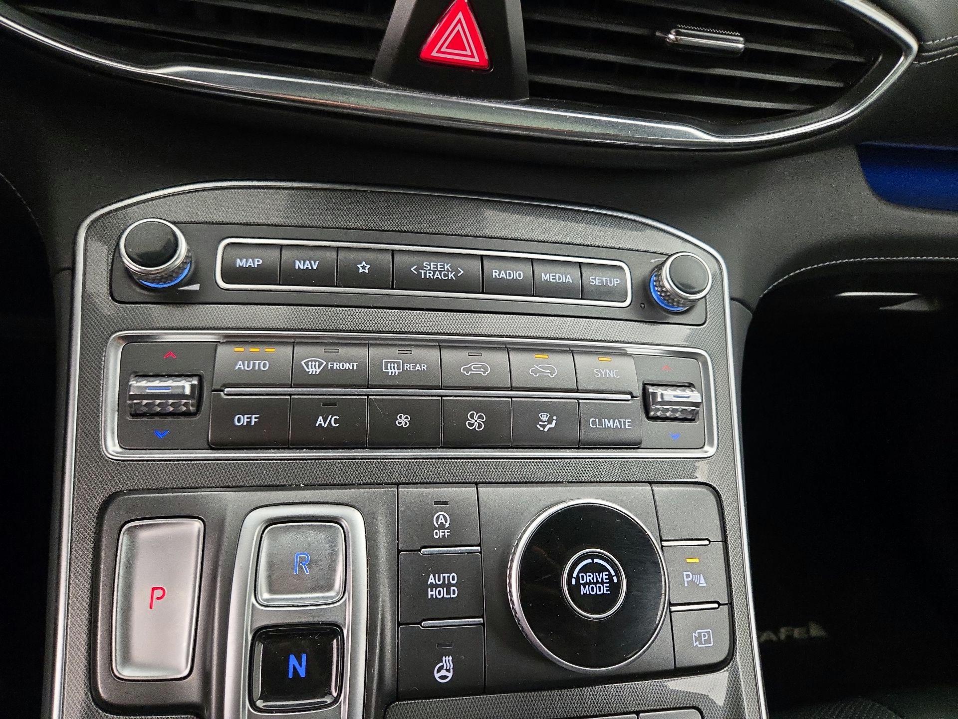 Thumbnail: 2022 Hyundai Santa Fe - 17