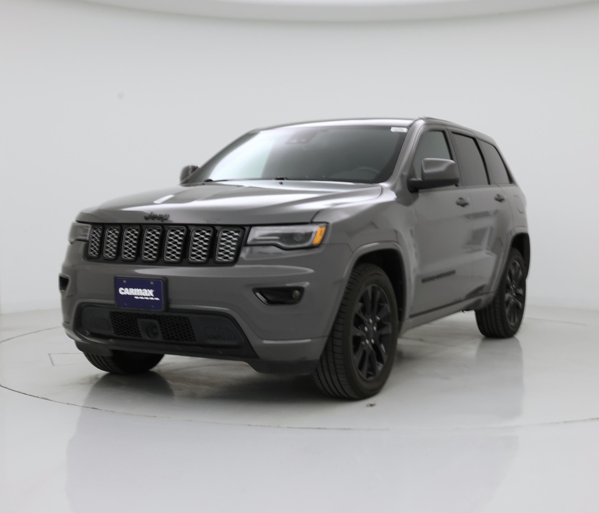 Thumbnail: 2020 Jeep Grand Cherokee - 4