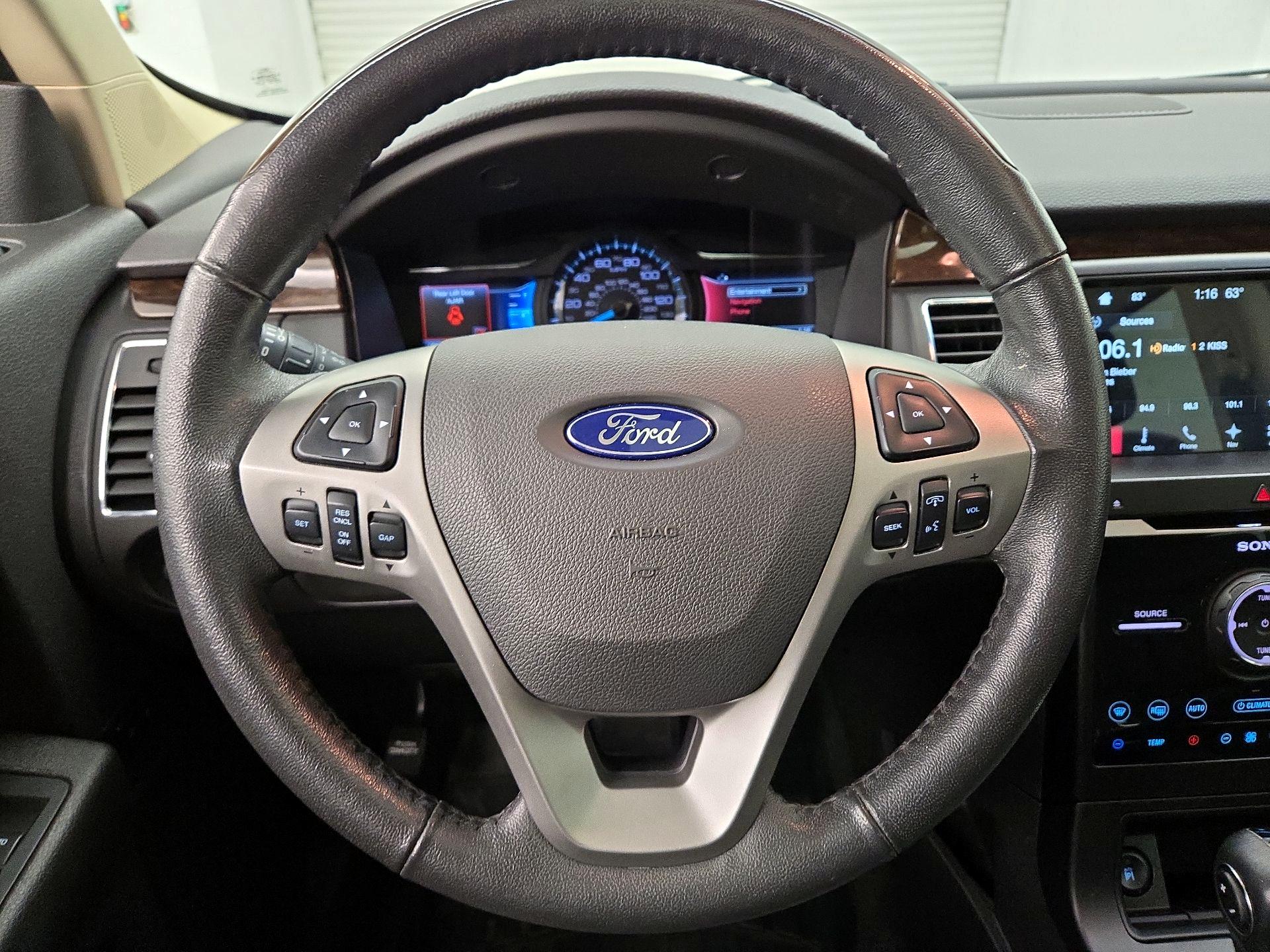 Thumbnail: 2018 Ford Flex - 10