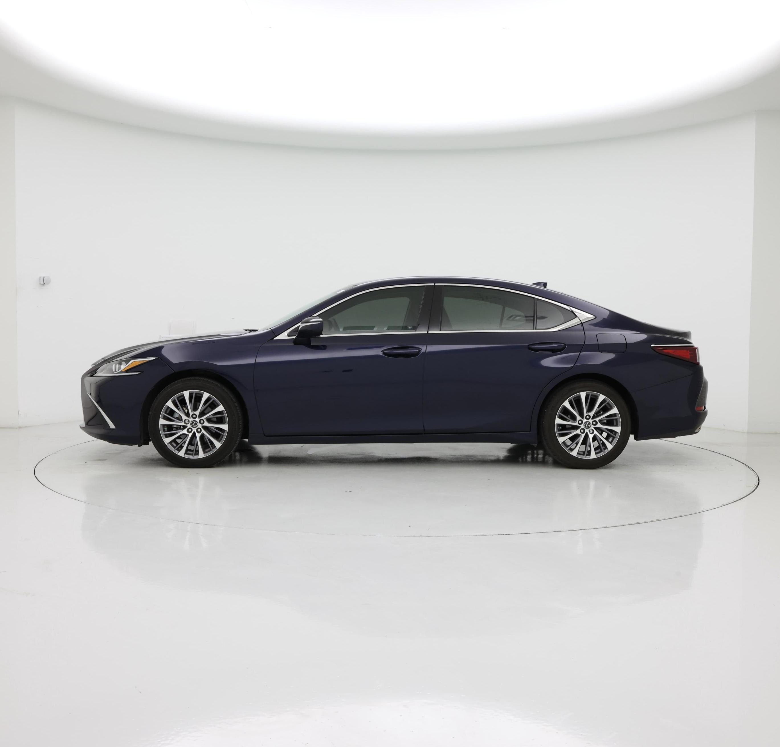 Thumbnail: 2019 Lexus ES - 3