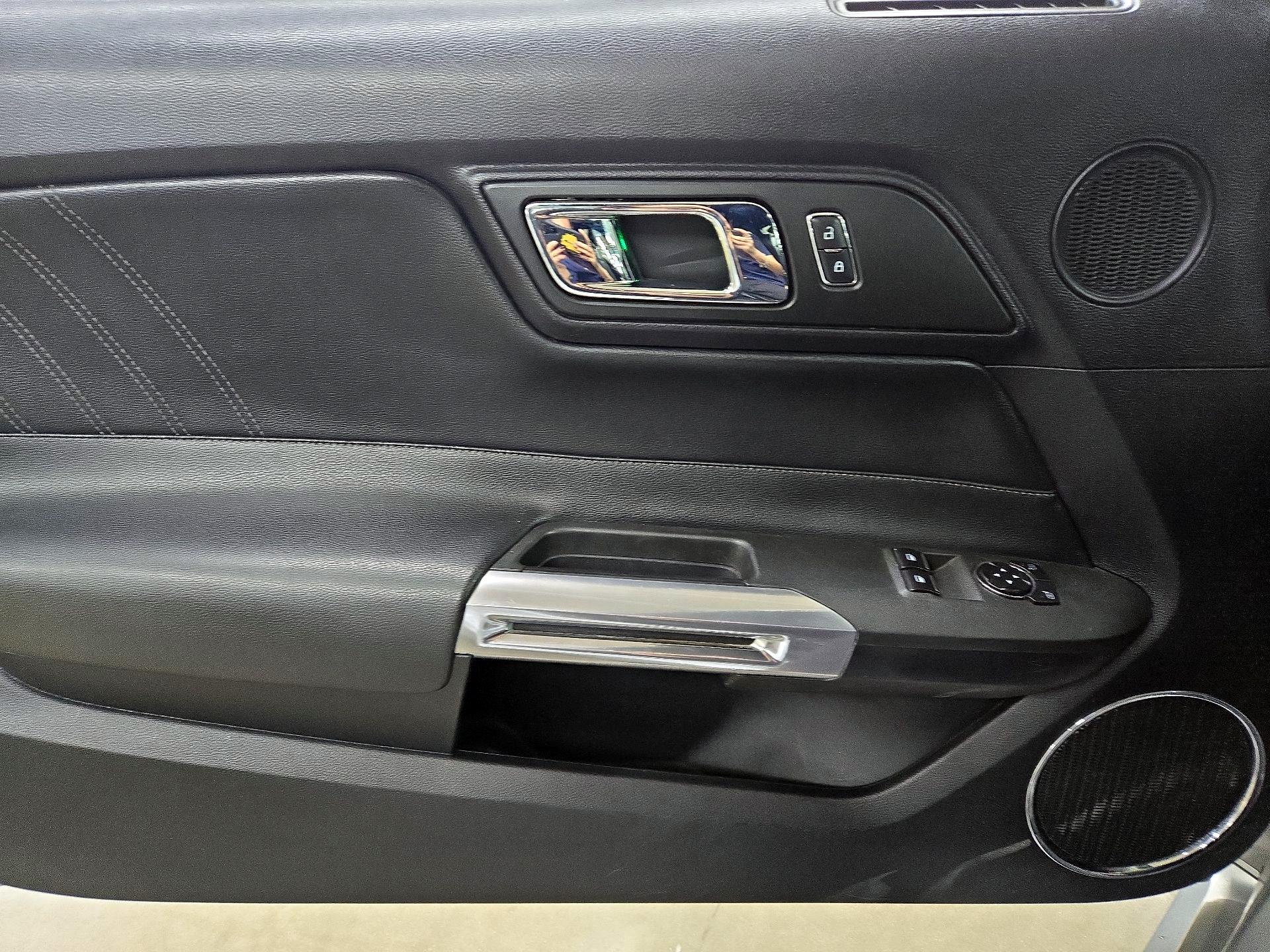 Thumbnail: 2016 Ford Mustang - 12