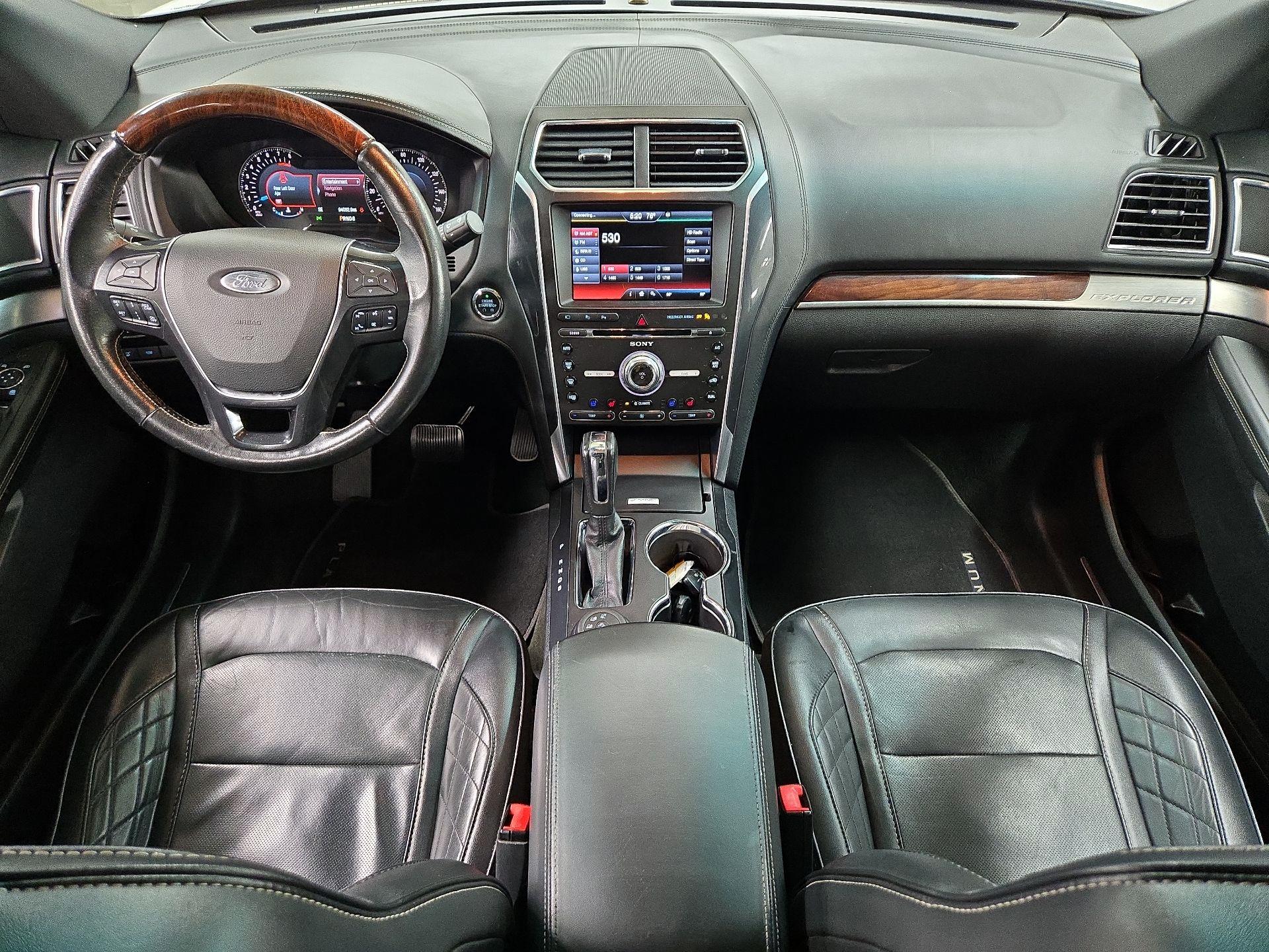 Thumbnail: 2016 Ford Explorer - 9