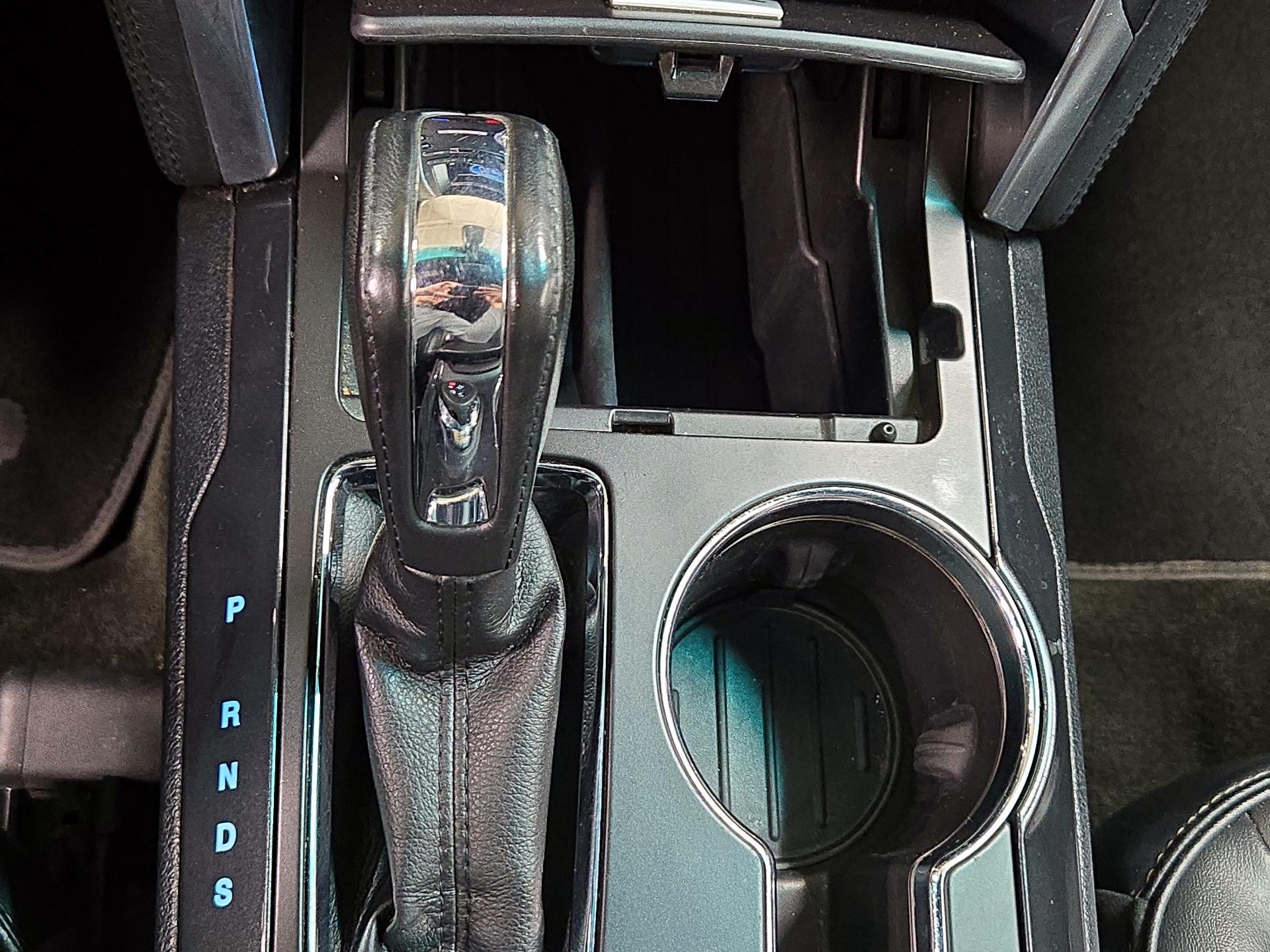 Thumbnail: 2016 Ford Explorer - 18