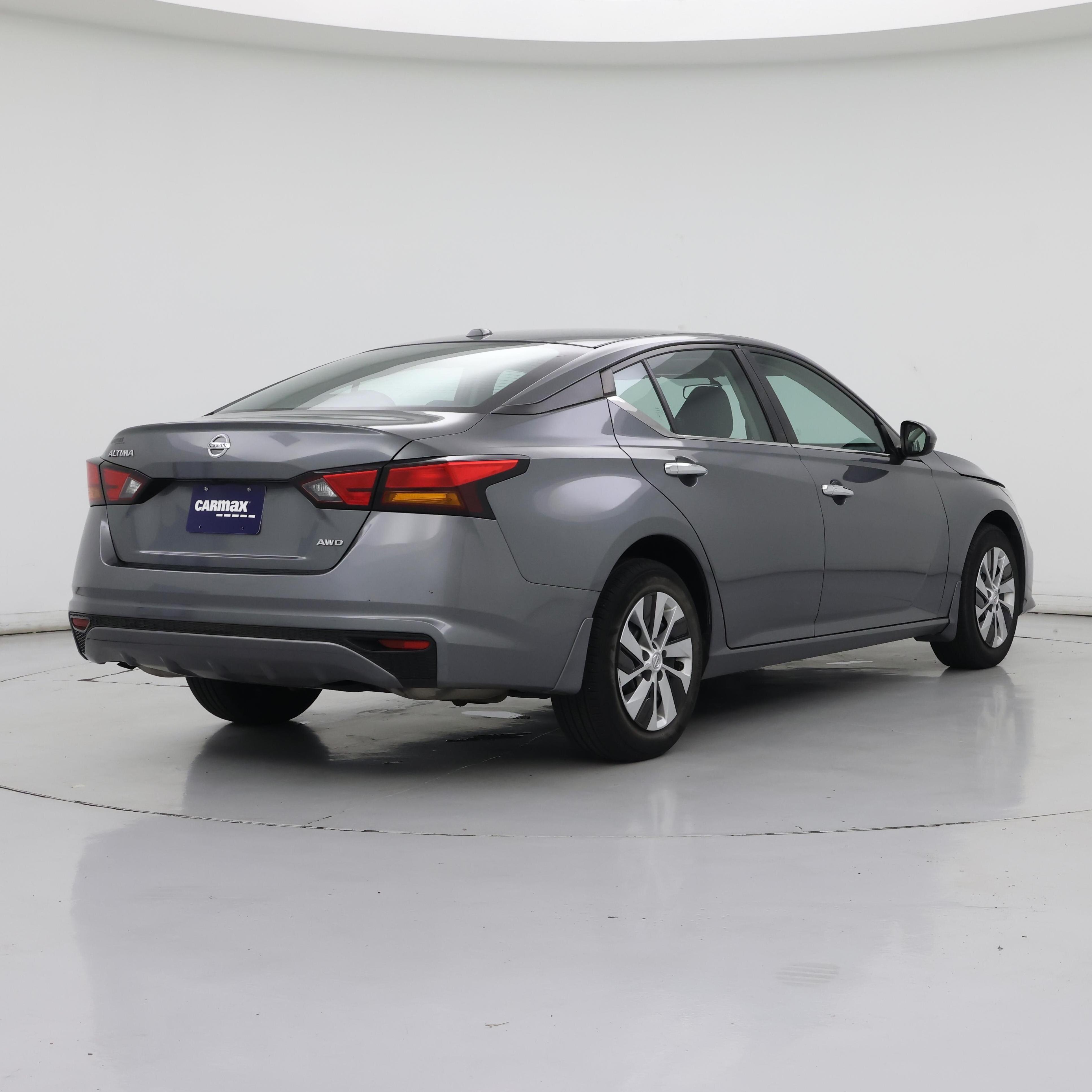 Thumbnail: 2020 Nissan Altima - 8