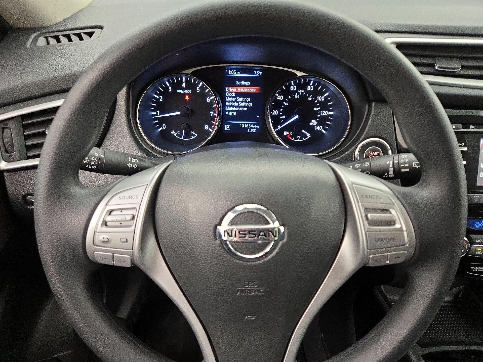 Thumbnail: 2015 Nissan Rogue - 10