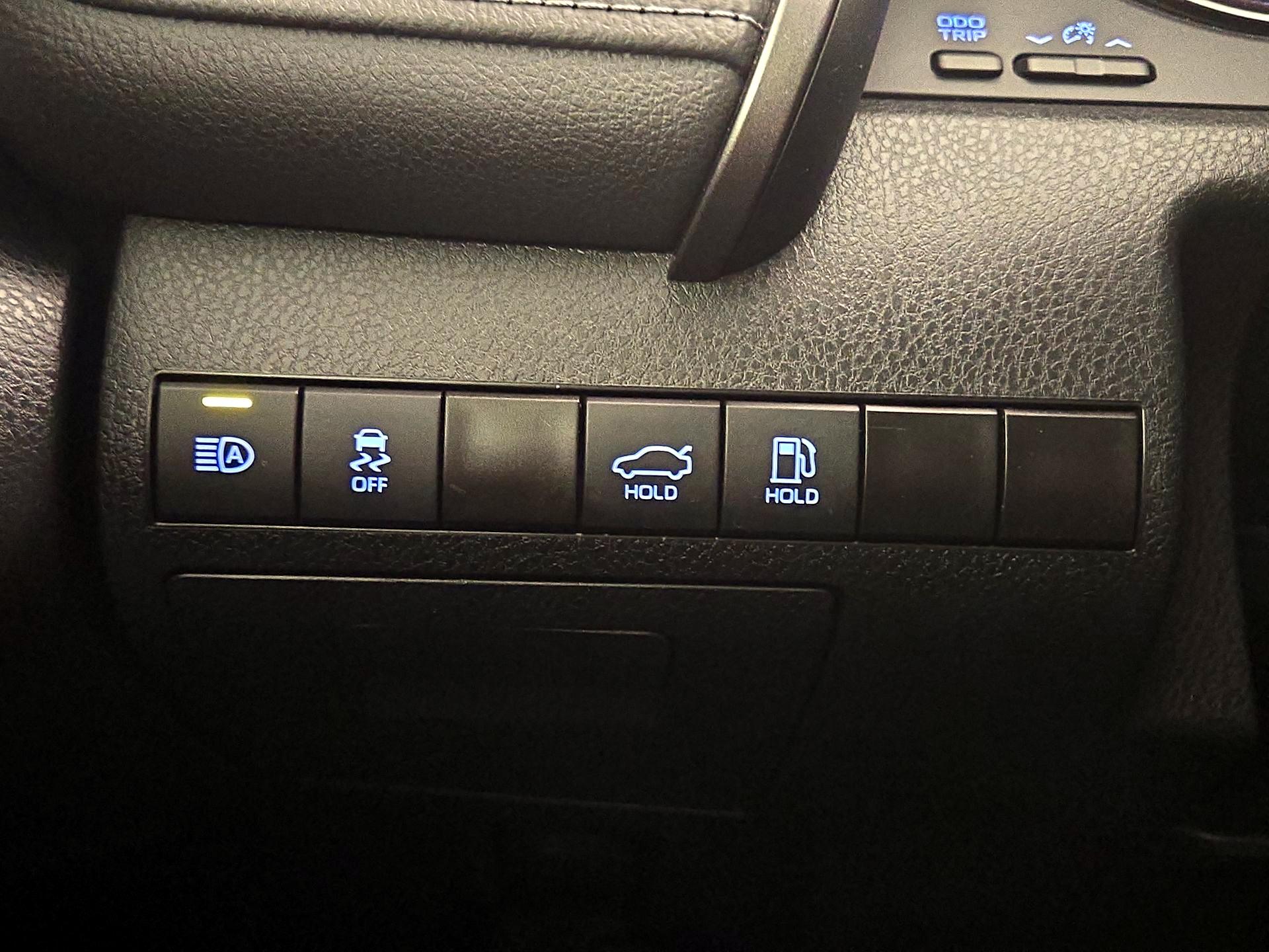 Thumbnail: 2024 Toyota Camry - 13