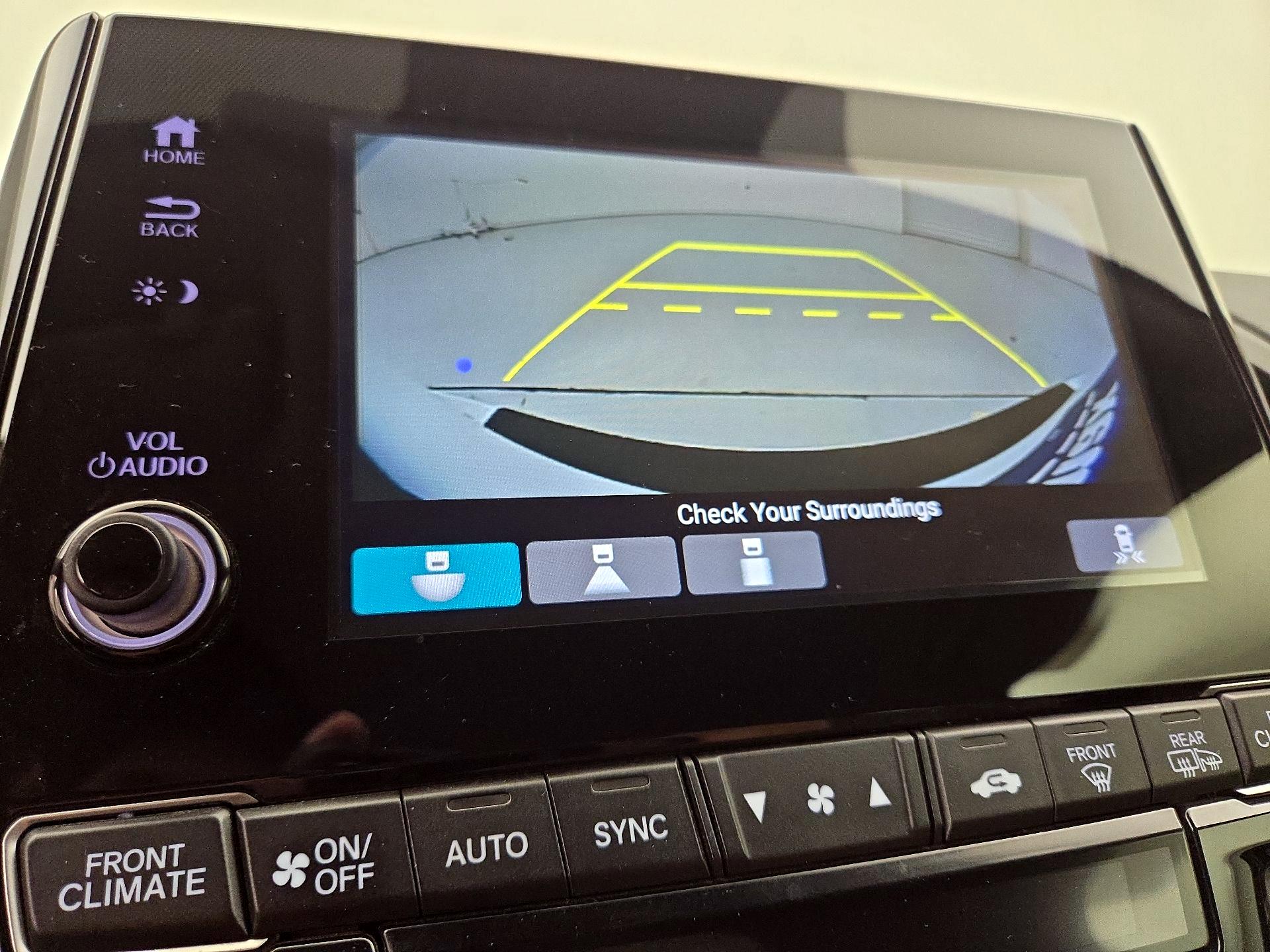 Thumbnail: 2020 Honda Odyssey - 14