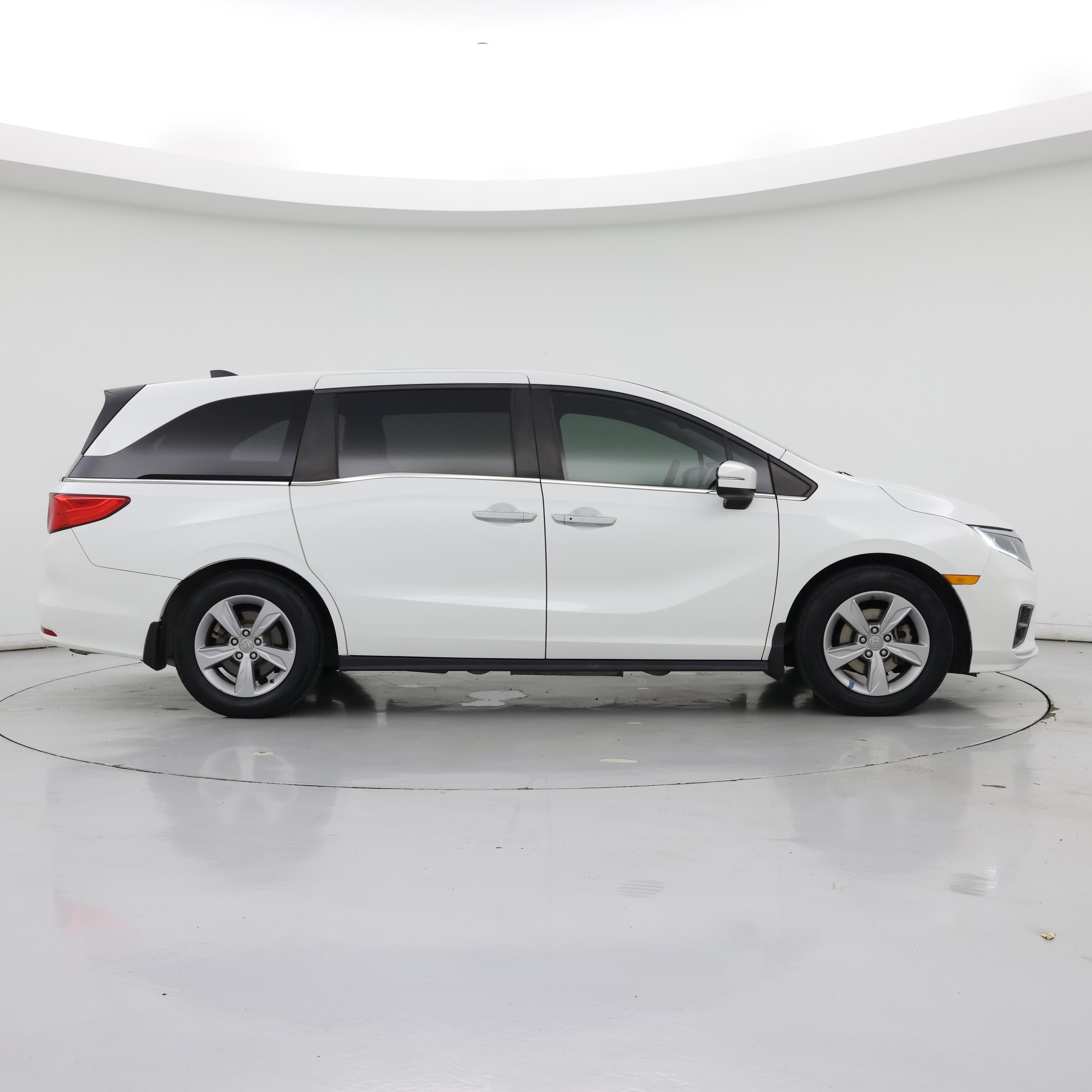 Thumbnail: 2020 Honda Odyssey - 7