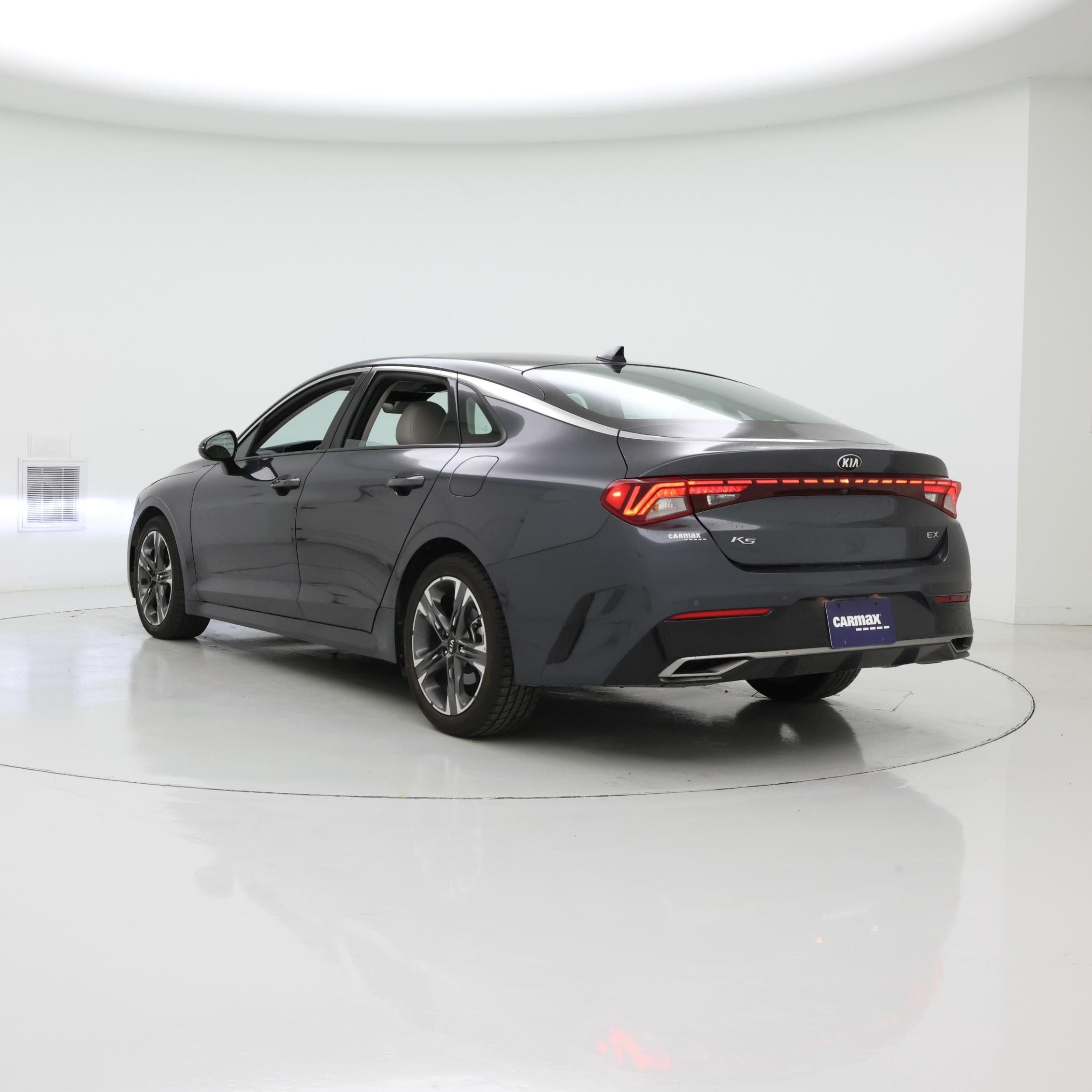 Thumbnail: 2021 Kia K5 - 2