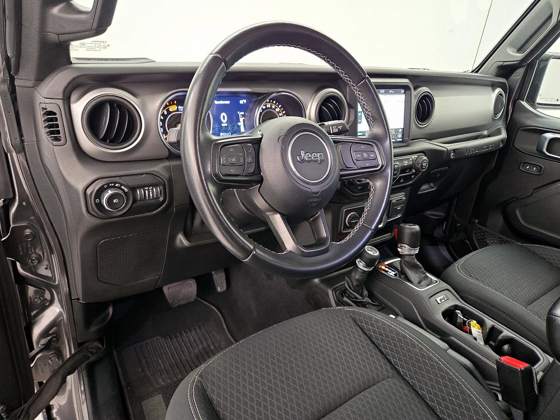 Thumbnail: 2021 Jeep Wrangler - 9