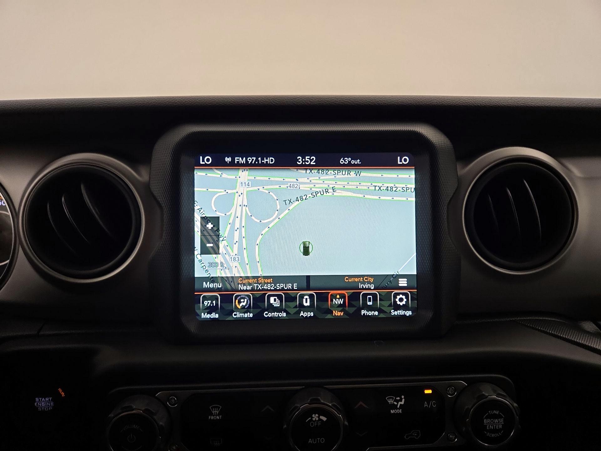 Thumbnail: 2021 Jeep Wrangler - 14