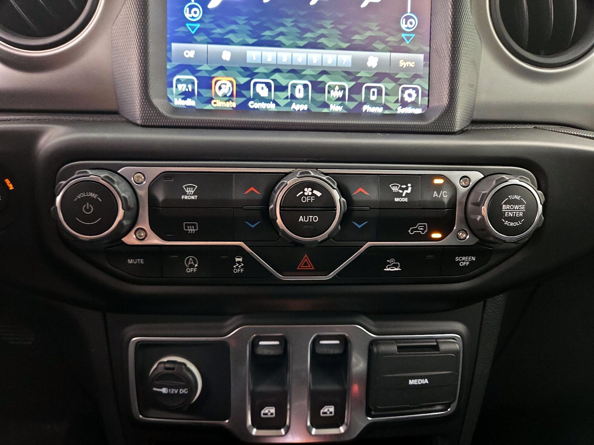 Thumbnail: 2021 Jeep Wrangler - 17