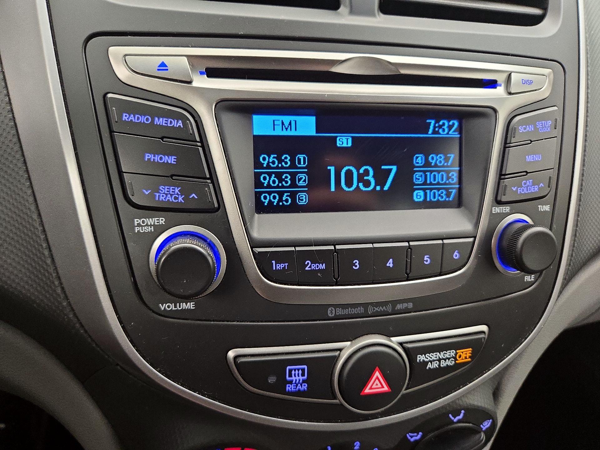 Thumbnail: 2016 Hyundai Accent - 14