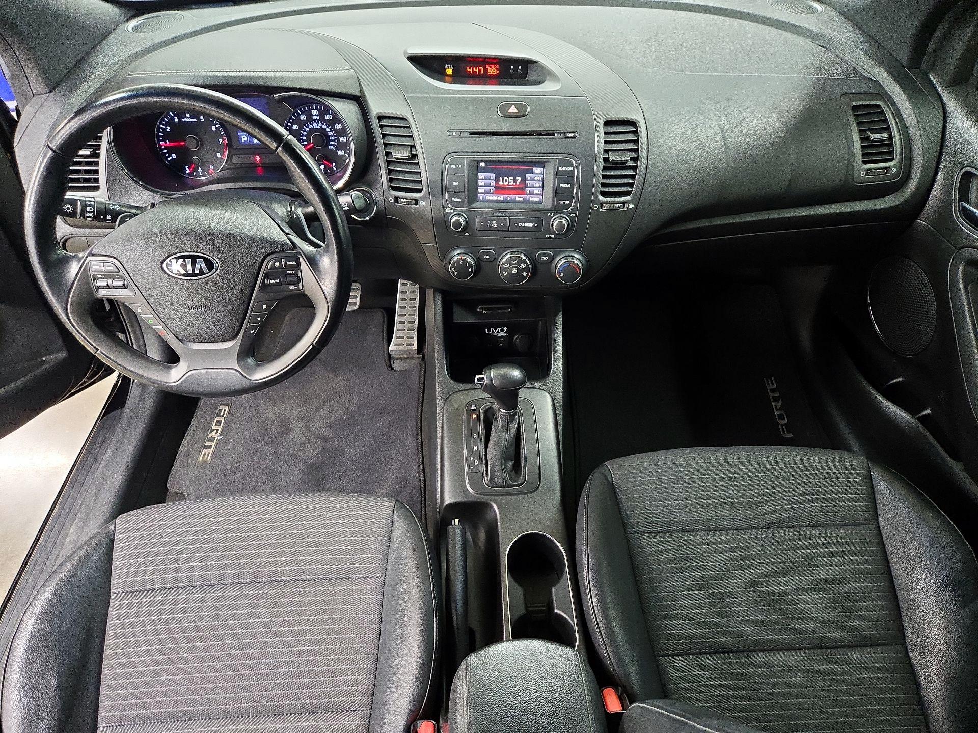 Thumbnail: 2016 Kia Forte - 9