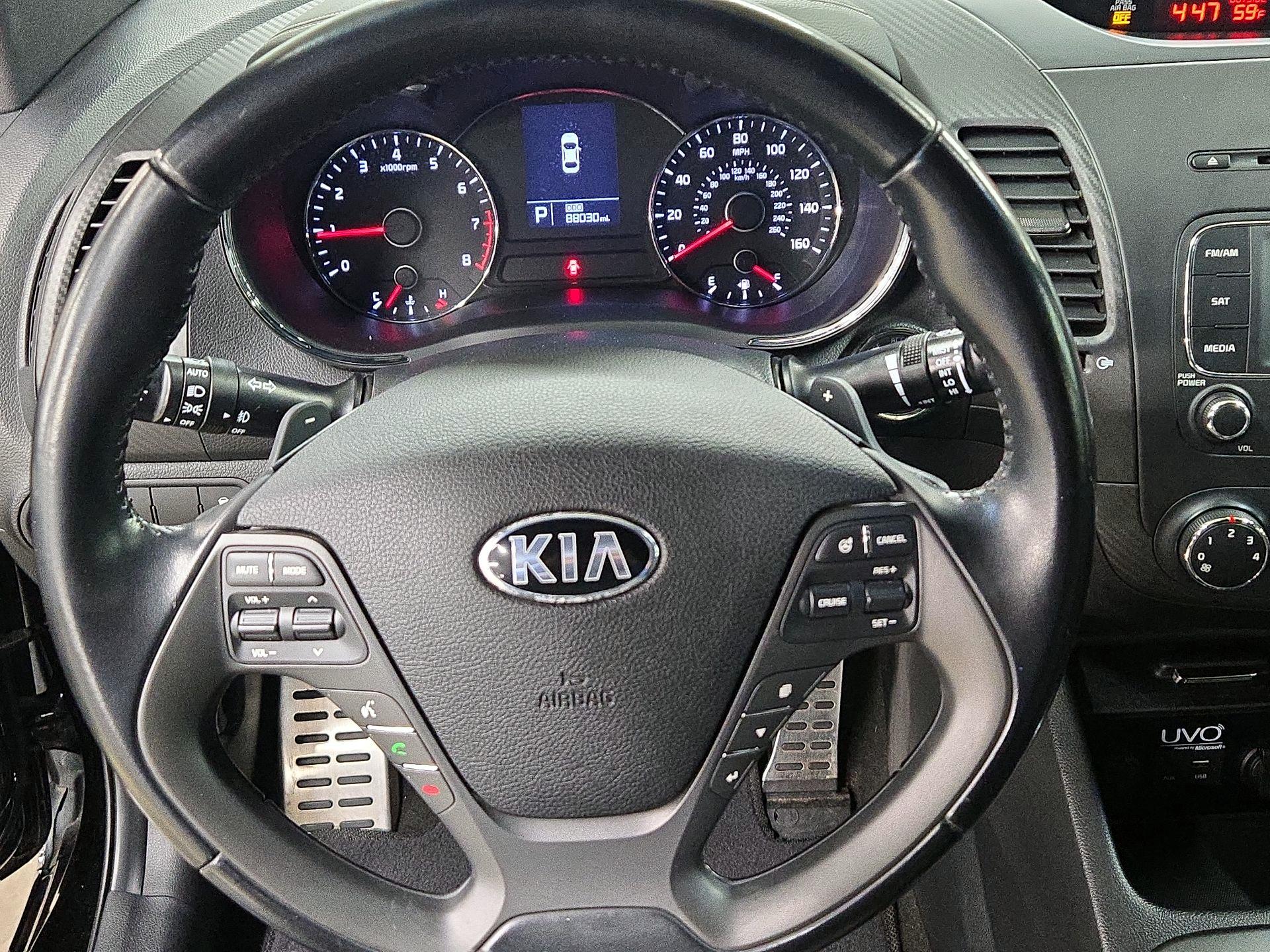 Thumbnail: 2016 Kia Forte - 10