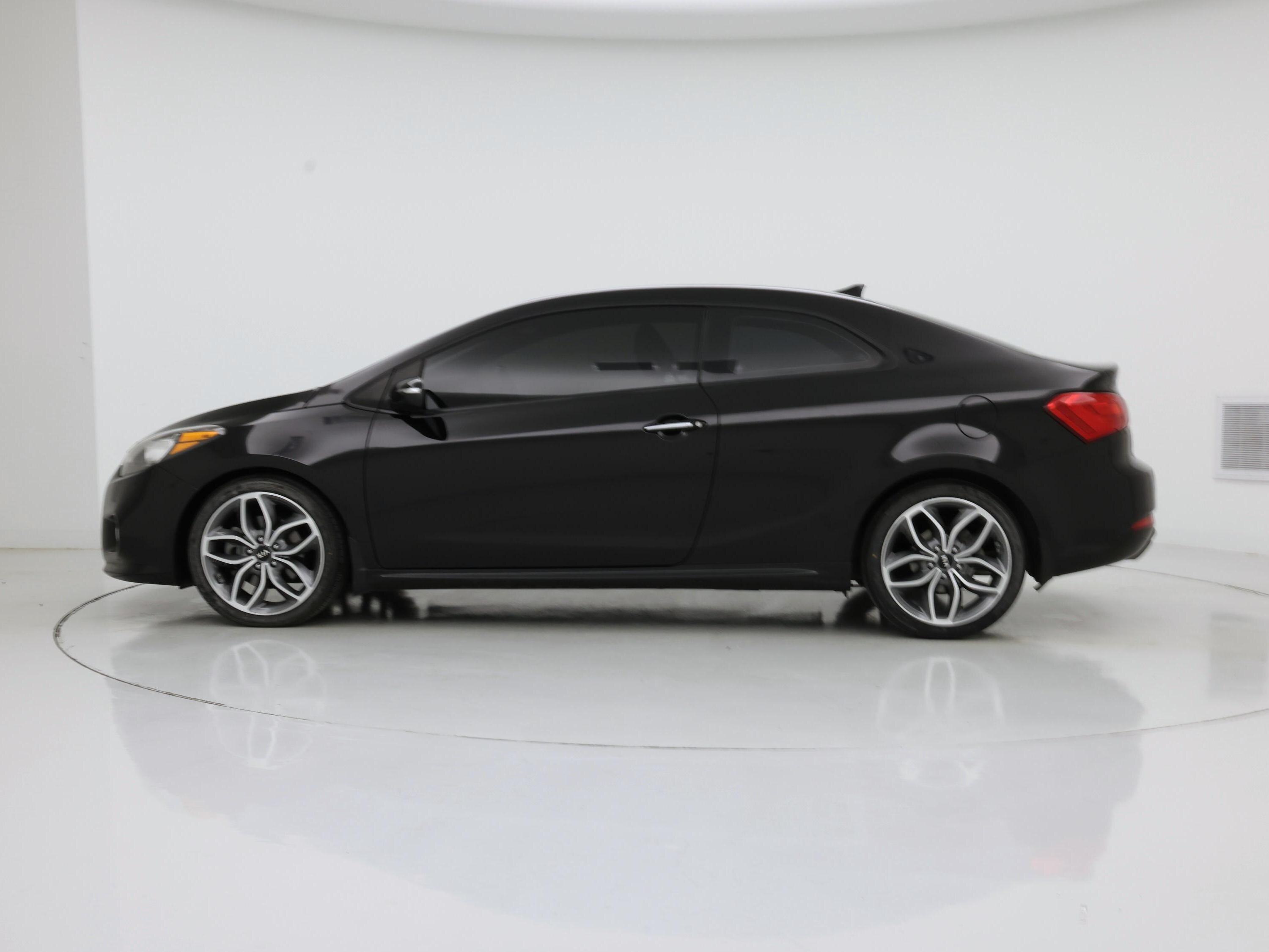 Thumbnail: 2016 Kia Forte - 3