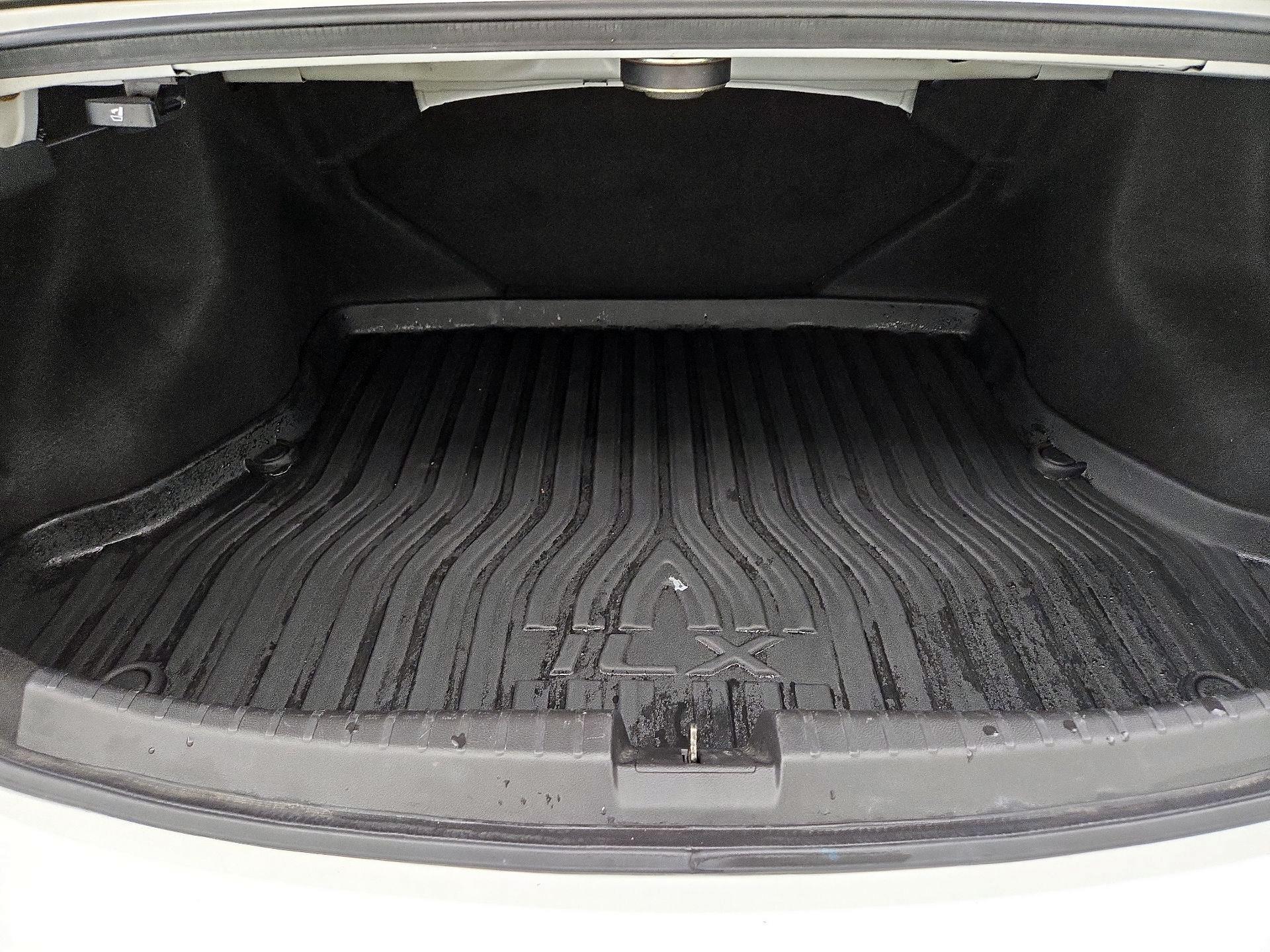 Thumbnail: 2015 Acura ILX - 20