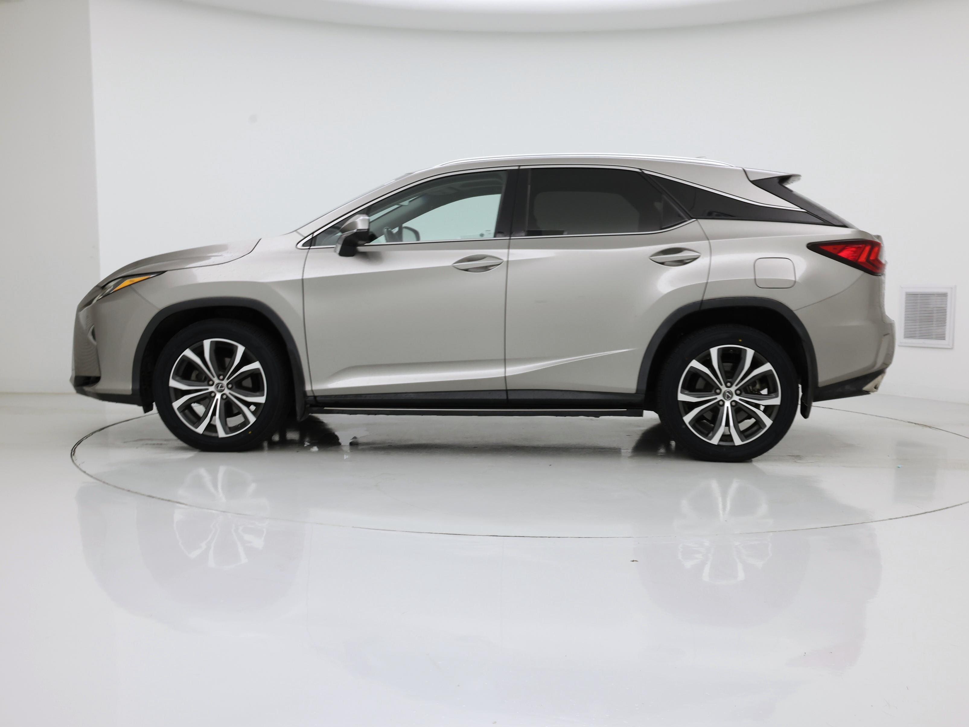 Thumbnail: 2019 Lexus RX - 3