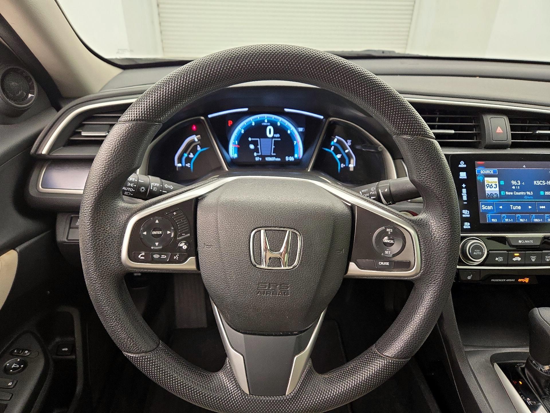 Thumbnail: 2017 Honda Civic - 10