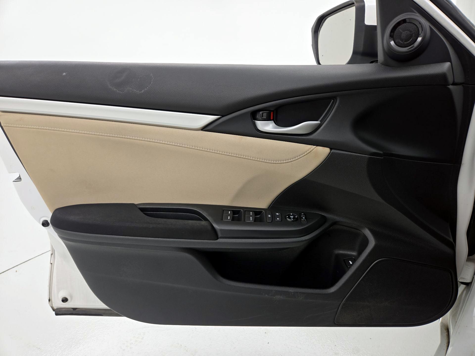 Thumbnail: 2017 Honda Civic - 12