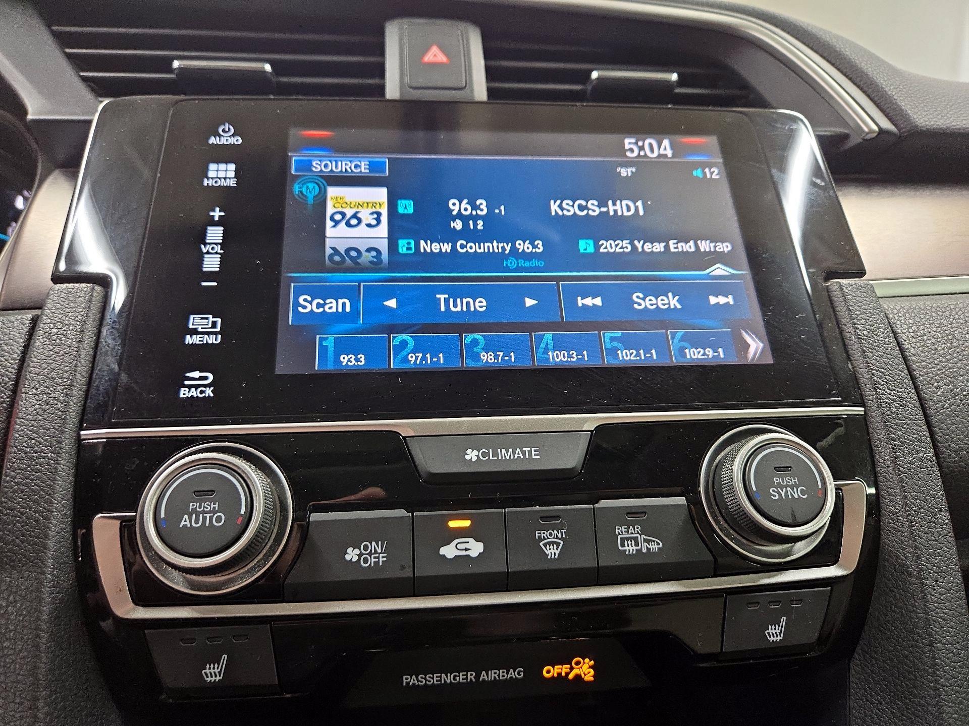 Thumbnail: 2017 Honda Civic - 15