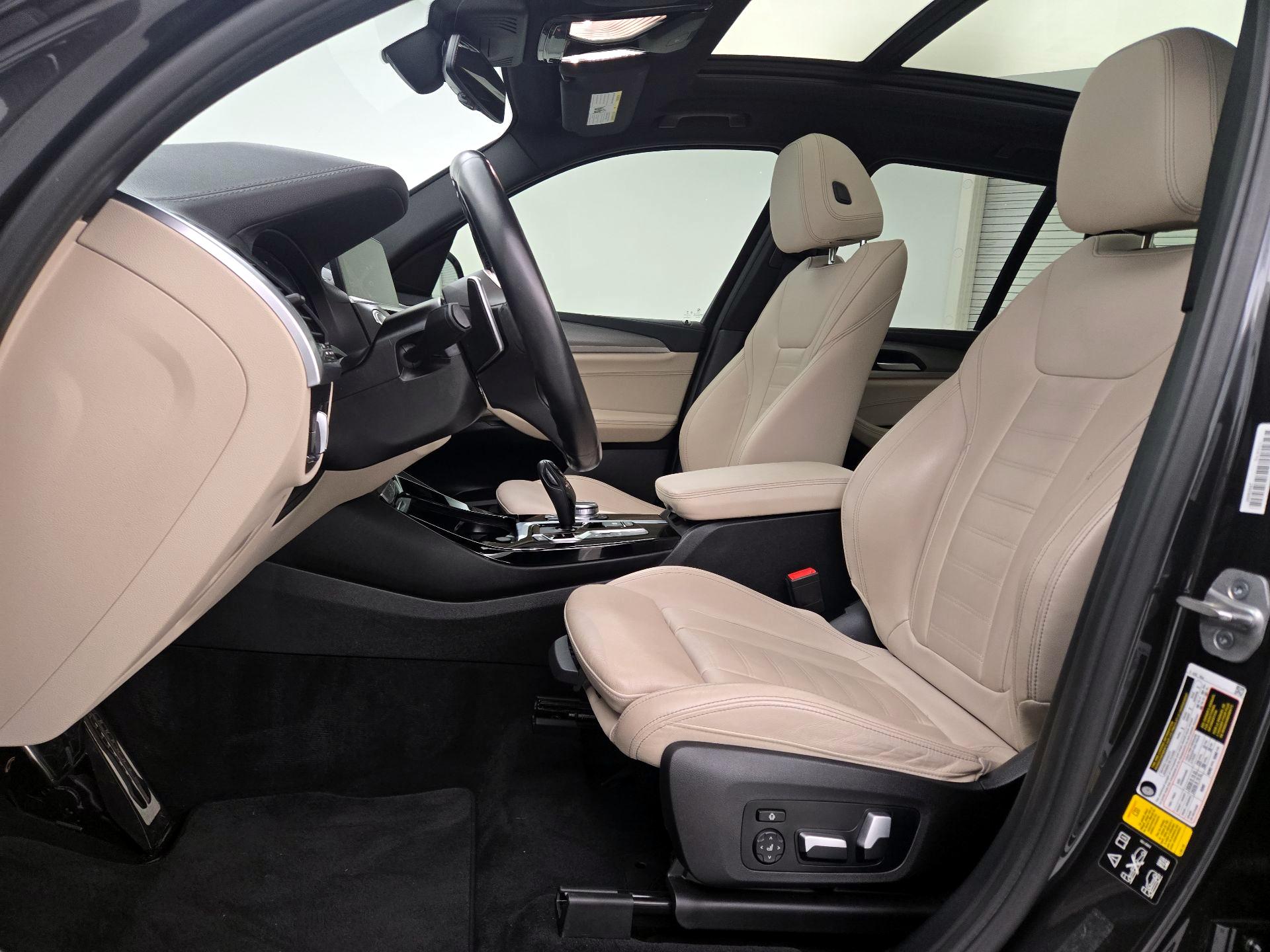 Thumbnail: 2021 BMW X3 - 11