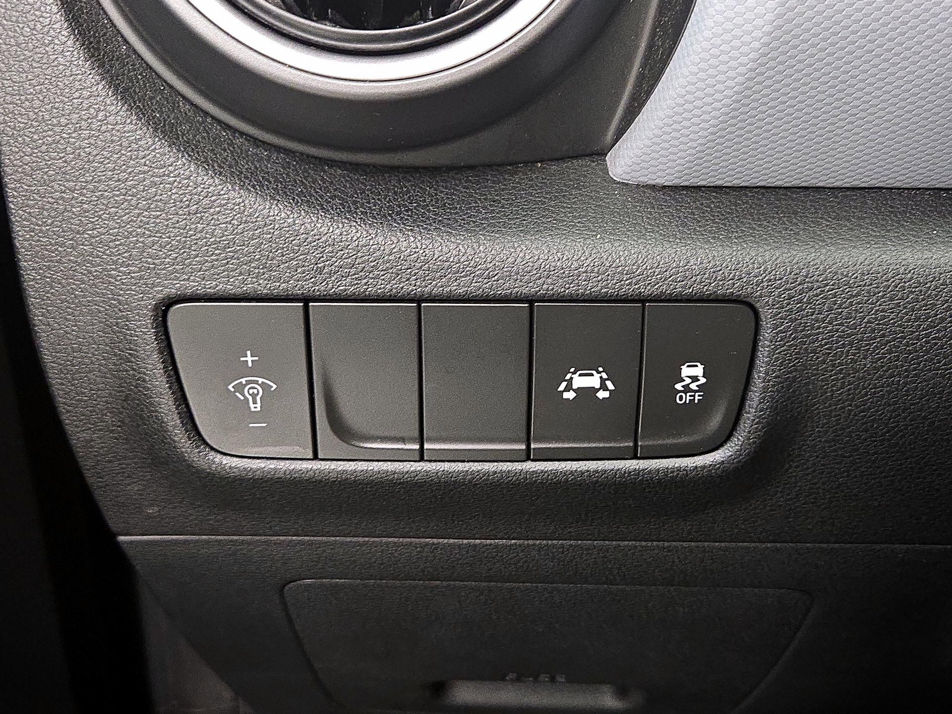 Thumbnail: 2019 Hyundai Kona - 13