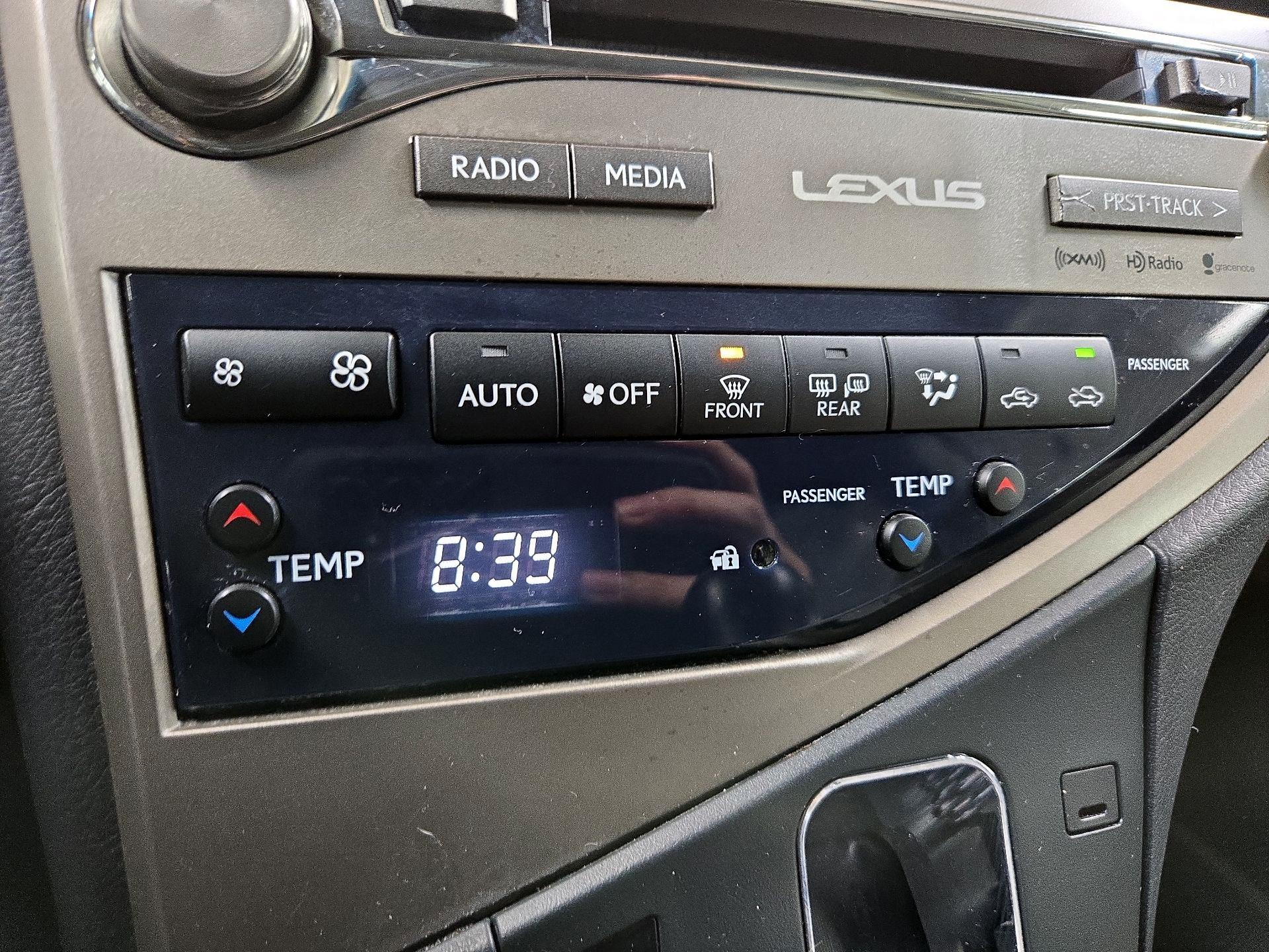 Thumbnail: 2015 Lexus RX - 17