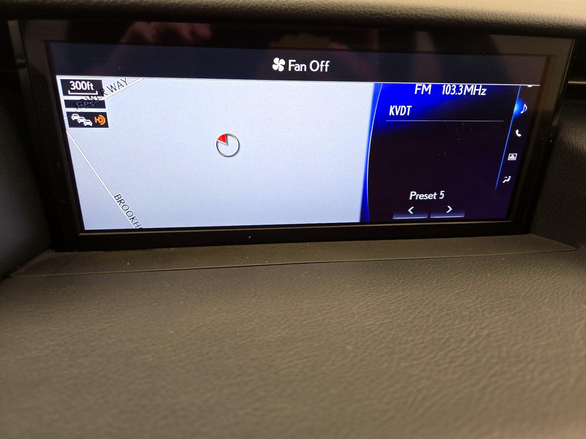 Thumbnail: 2020 Lexus IS - 15