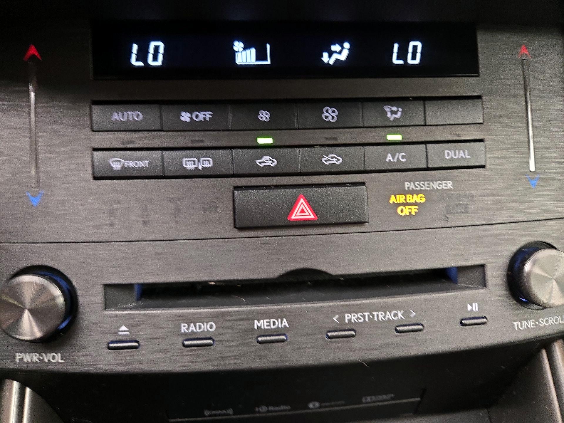 Thumbnail: 2020 Lexus IS - 16