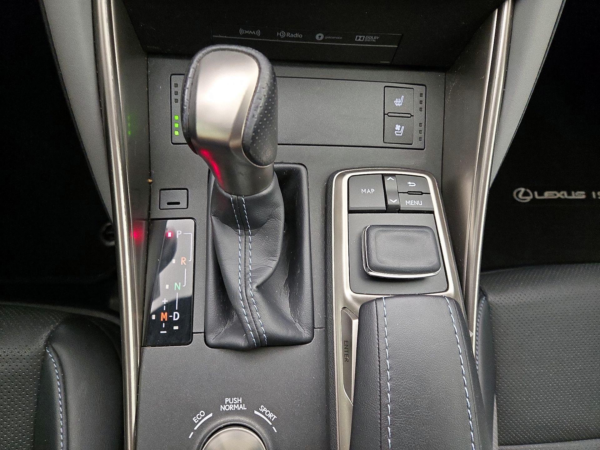 Thumbnail: 2020 Lexus IS - 17