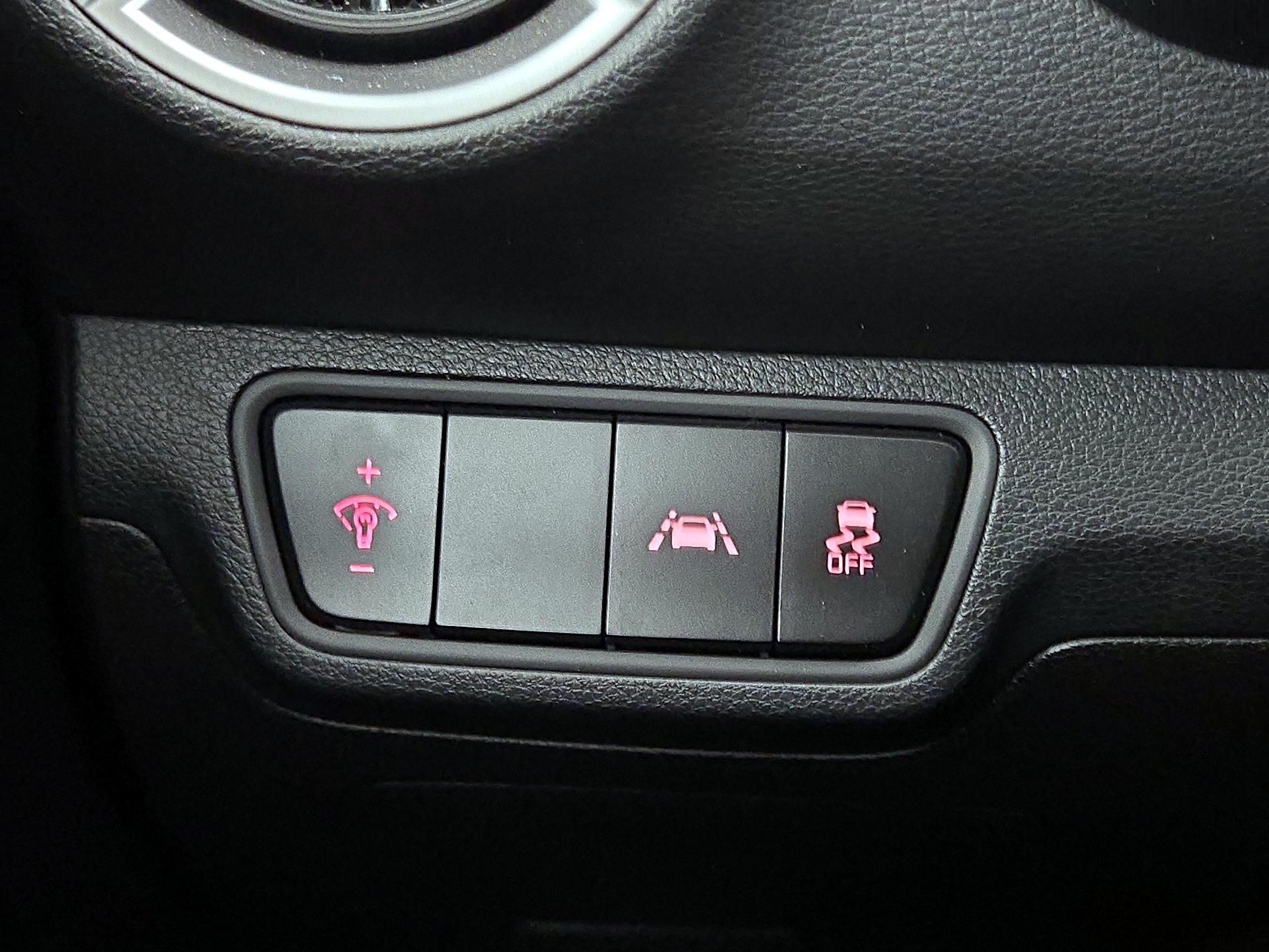 Thumbnail: 2021 Kia Forte - 13